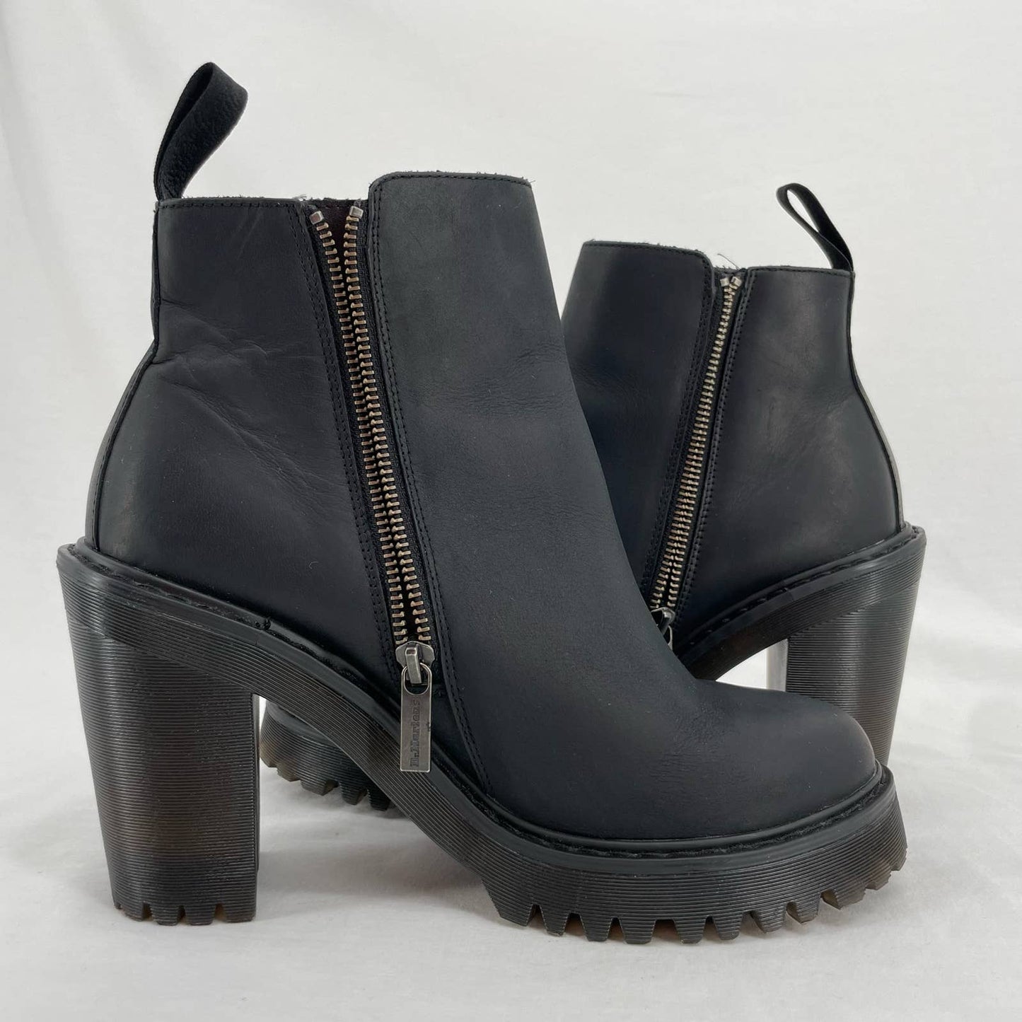 Dr. Martens Magdalena Black Blackout Witchy Grunge Leather Heeled Ankle Boots Size 9