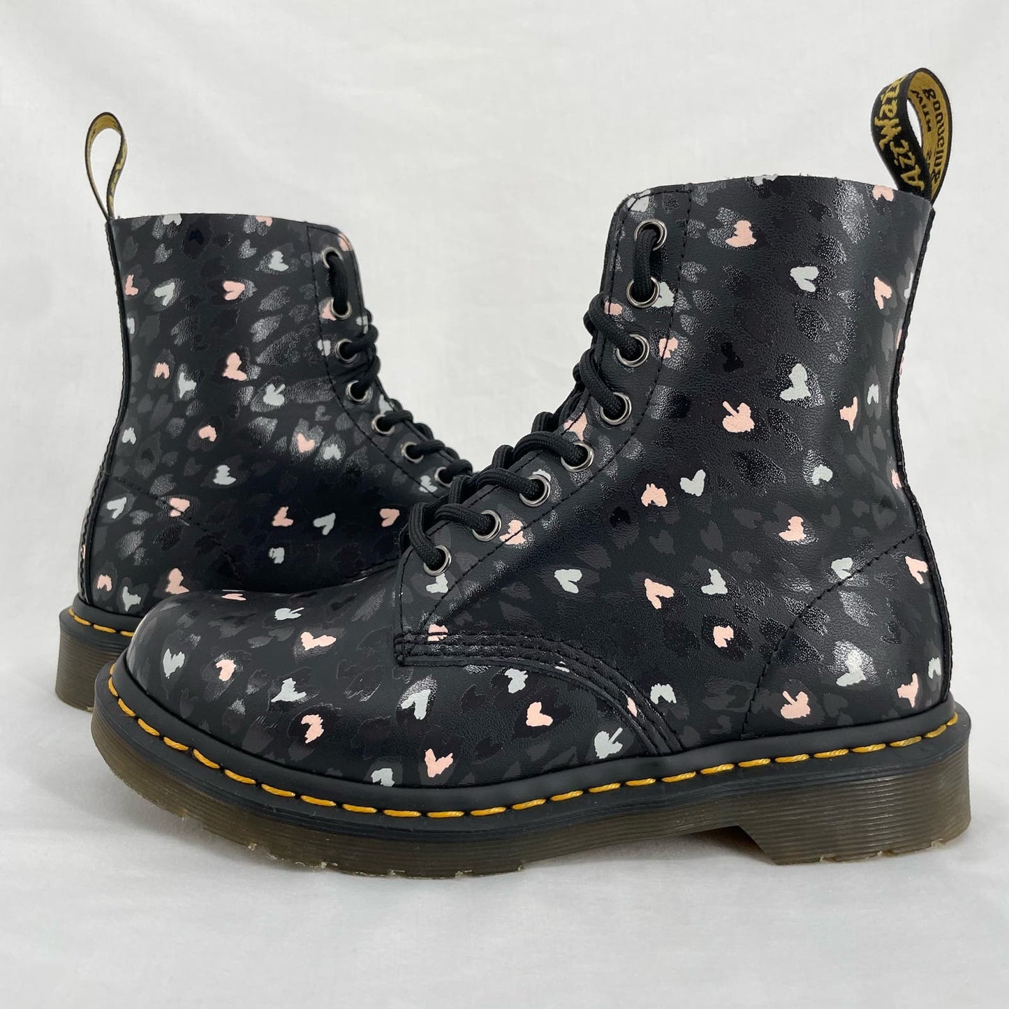 Dr. Martens 1460 Pascal Wild Hearts Printed Black Boots Custom Chaos Backhand Size 7