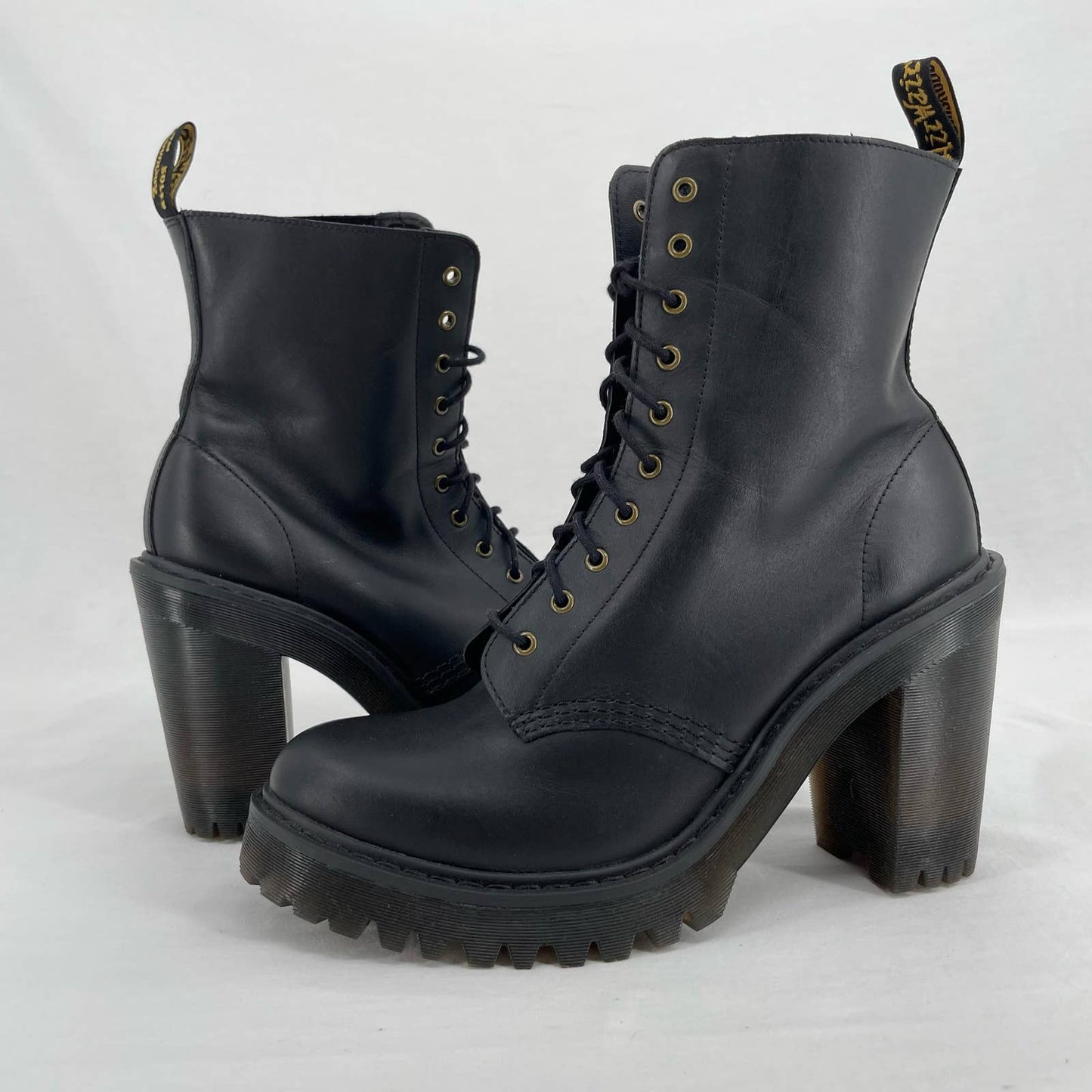 Dr. Martens Kendra Black High Heels Smooth Leather Lace Up Witchy Heeled Boots Size 9
