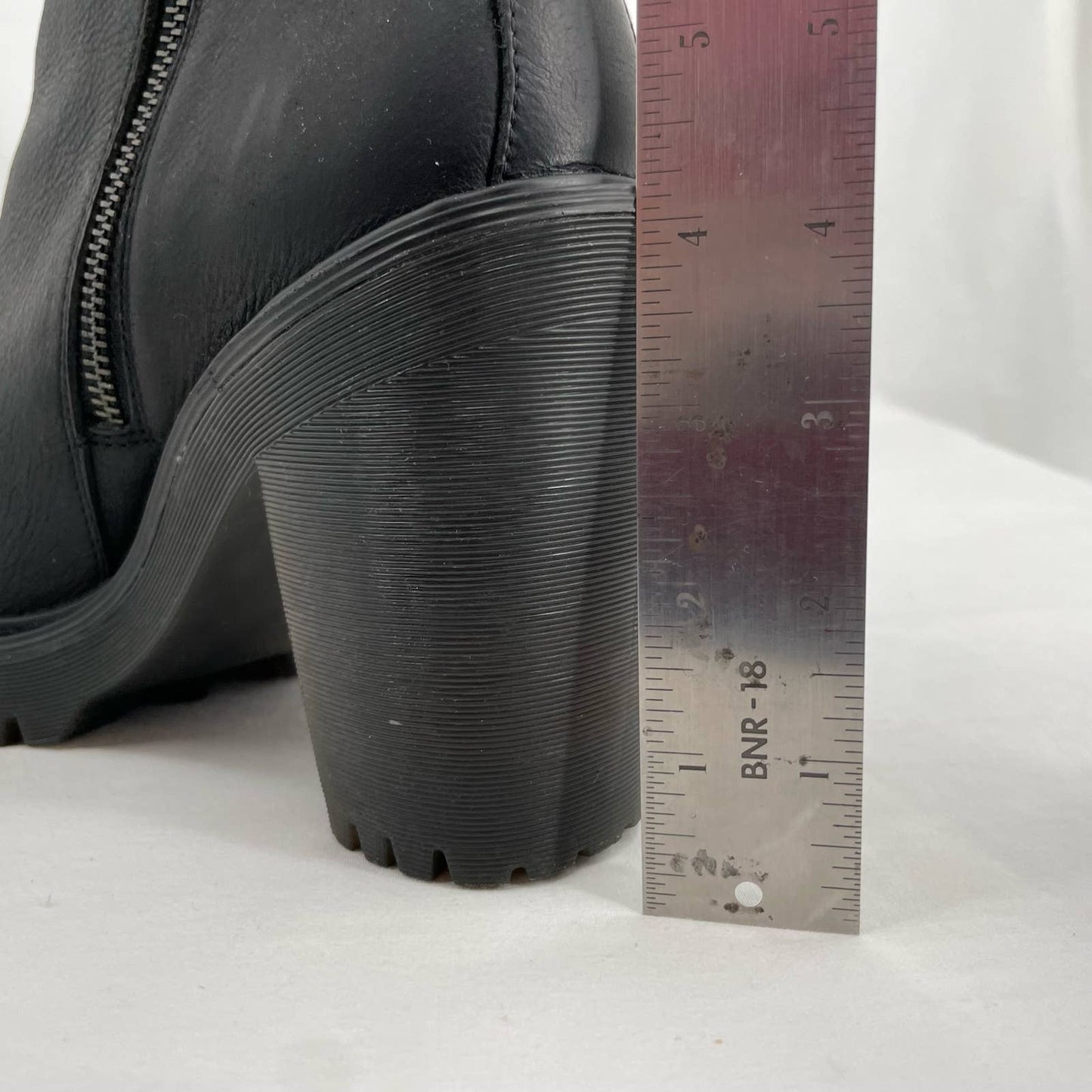 Dr. Martens Magdalena Black Blackout Monochromatic Leather Heeled Ankle Boots Size 7