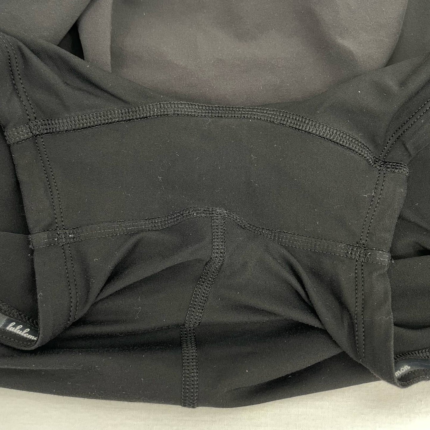 Lululemon Circuit Breaker Black Pleated Active Running Golf Tennis Skirt Skort Size 6