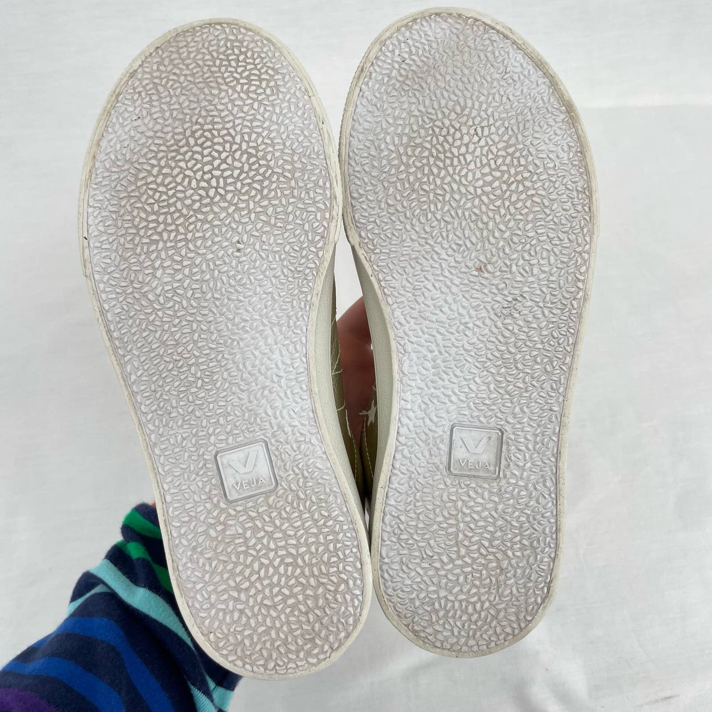 Madewell x Veja Esplar Low Sneakers White Star Embroidery Gold Leather Size 6 | EU 37