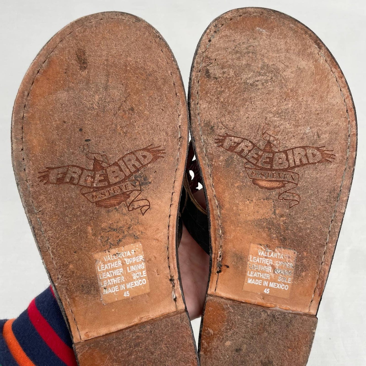 Freebird by Steven Vallarta Celestial Dark Brown Leather Thong Style Sandals Size 7