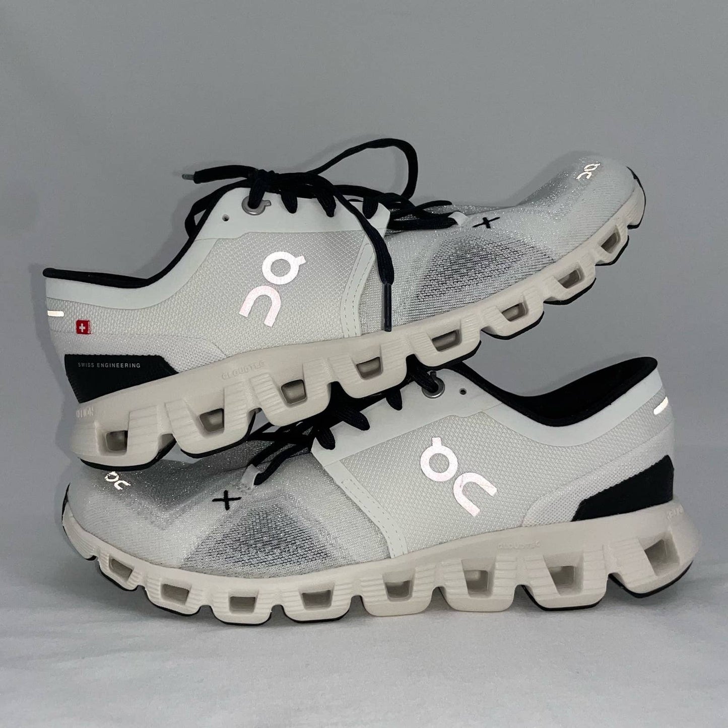 On Running On Cloud X 3 White Black Running Shoes Athletic Training Sneakers Size 9
