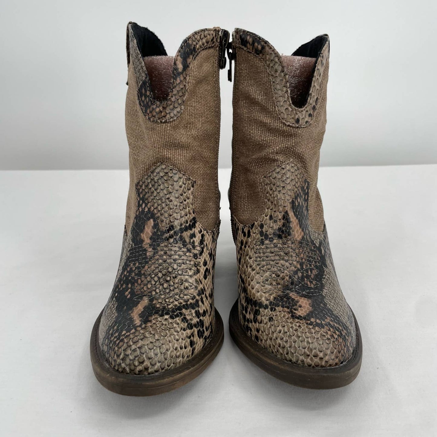 Blowfish Lolly Snake Snakeskin Burlap Neutral Tone Western Style Ankle Booties Size 7