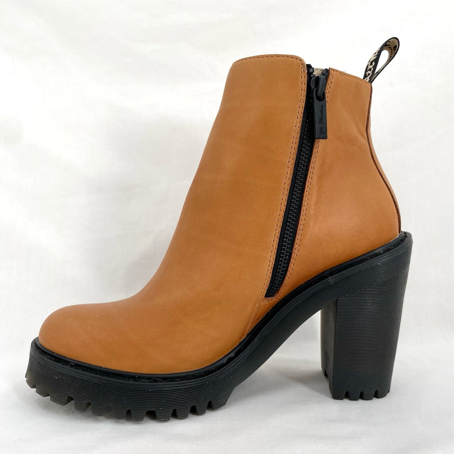 Dr. Martens Magdalena Cognac Leather Heeled Boots Orange Tan Grunge Indie Size 9