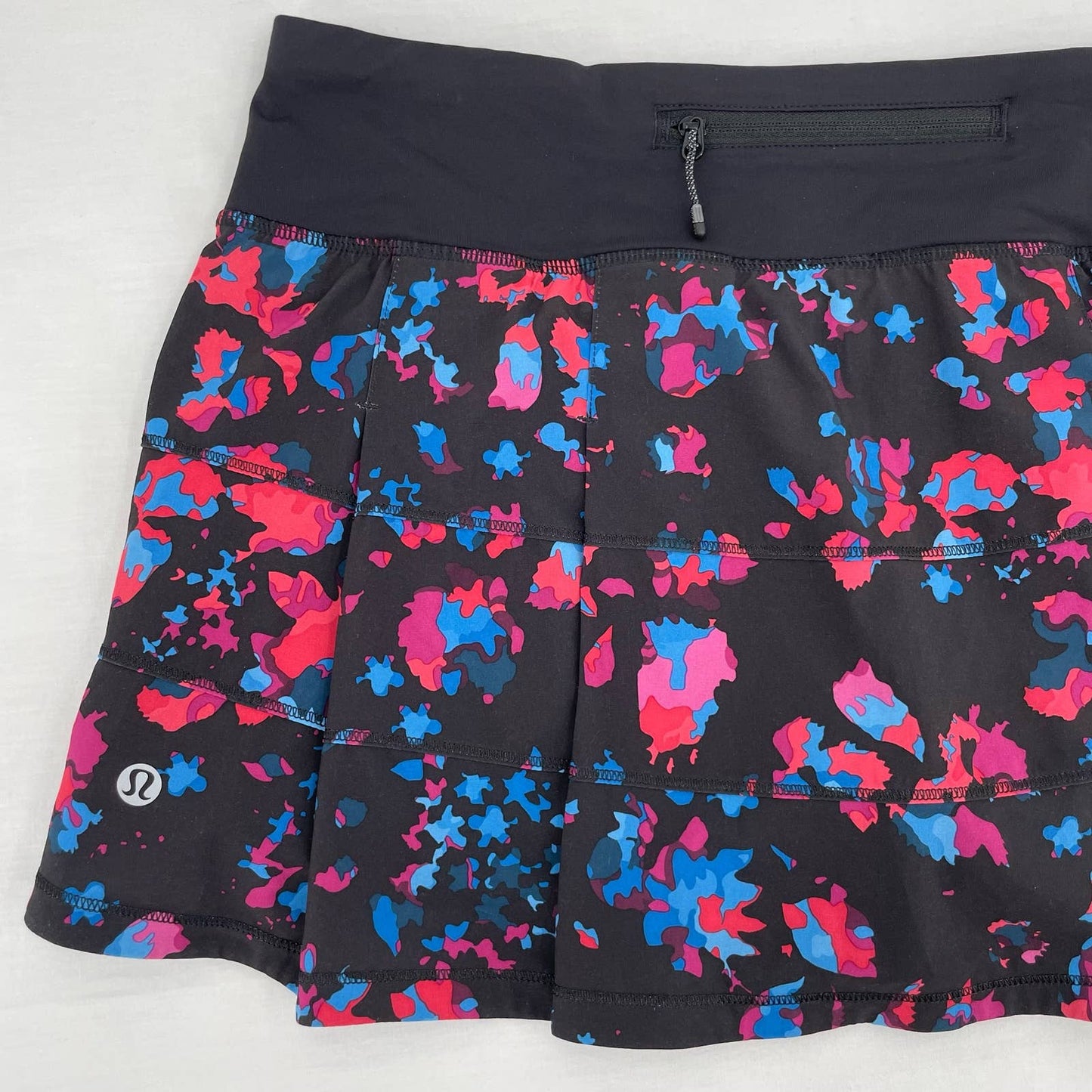 Lululemon Pace Rival II Dandy Digie Multi Black Pink Blue Print Athletic Skirt Size 8