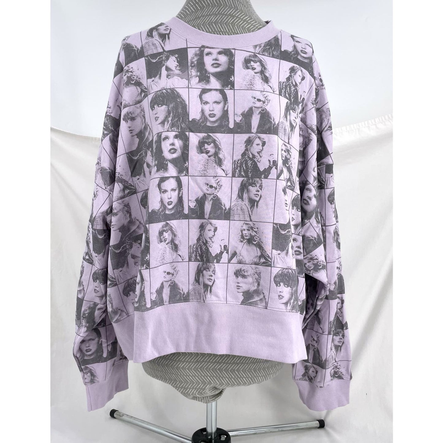 Taylor Swift Eras Tour Cropped Lavender Pullover Sweatshirt All Over Print Size XL