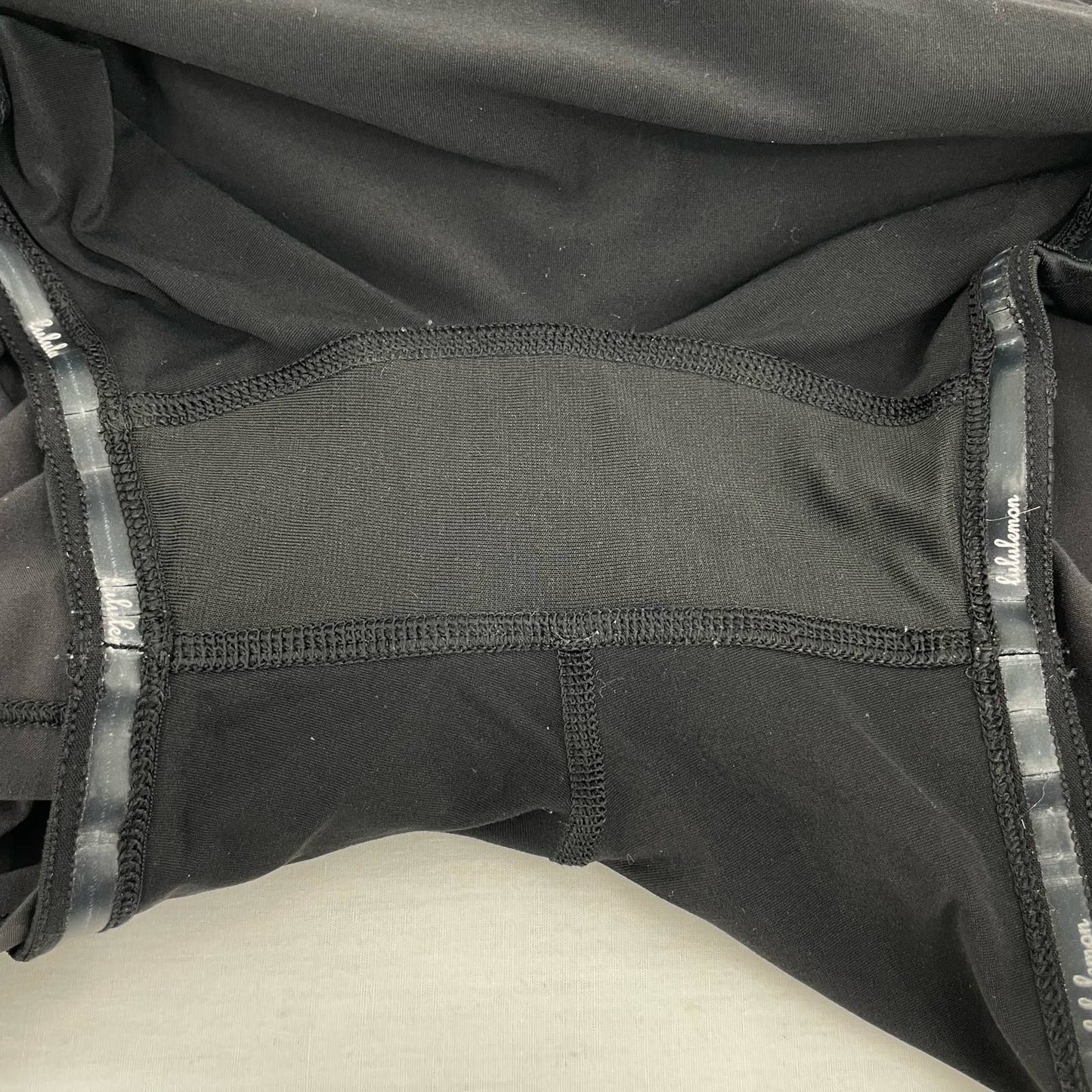 Lululemon Circuit Breaker Black Pleated Active Running Golf Tennis Skirt Skort Size 6
