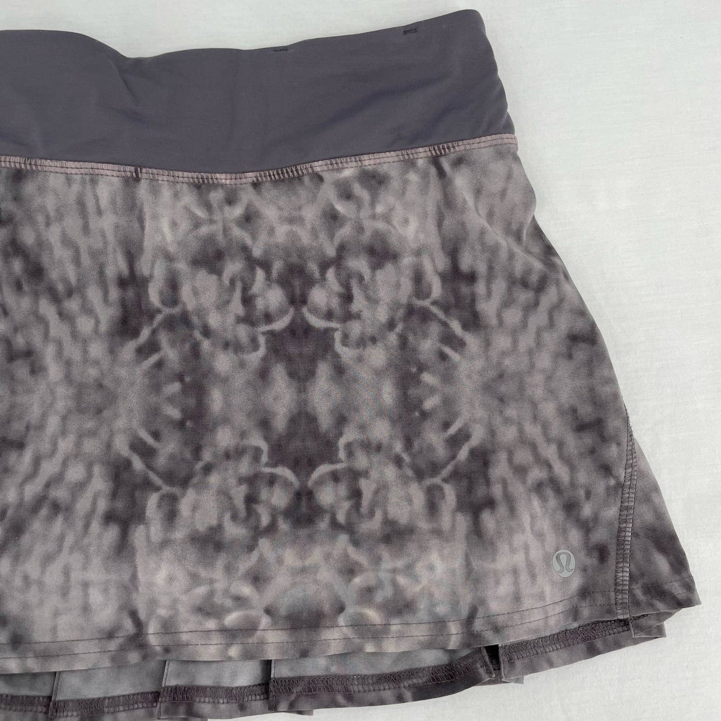 Lululemon Original Speed Skirt Gray Snowy Owl Magnum Running Active Skort Size 6