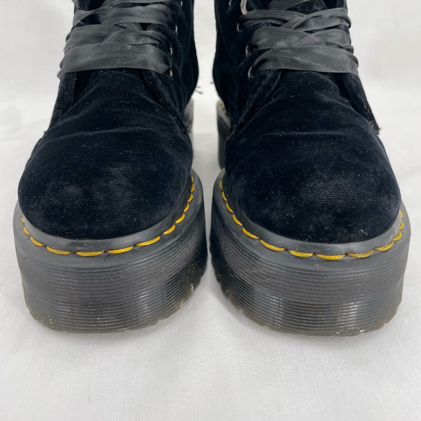 Dr. Martens Jadon Black Brushed Velvet Platform Ribbon Lace Zip Goth Boots Size US 5