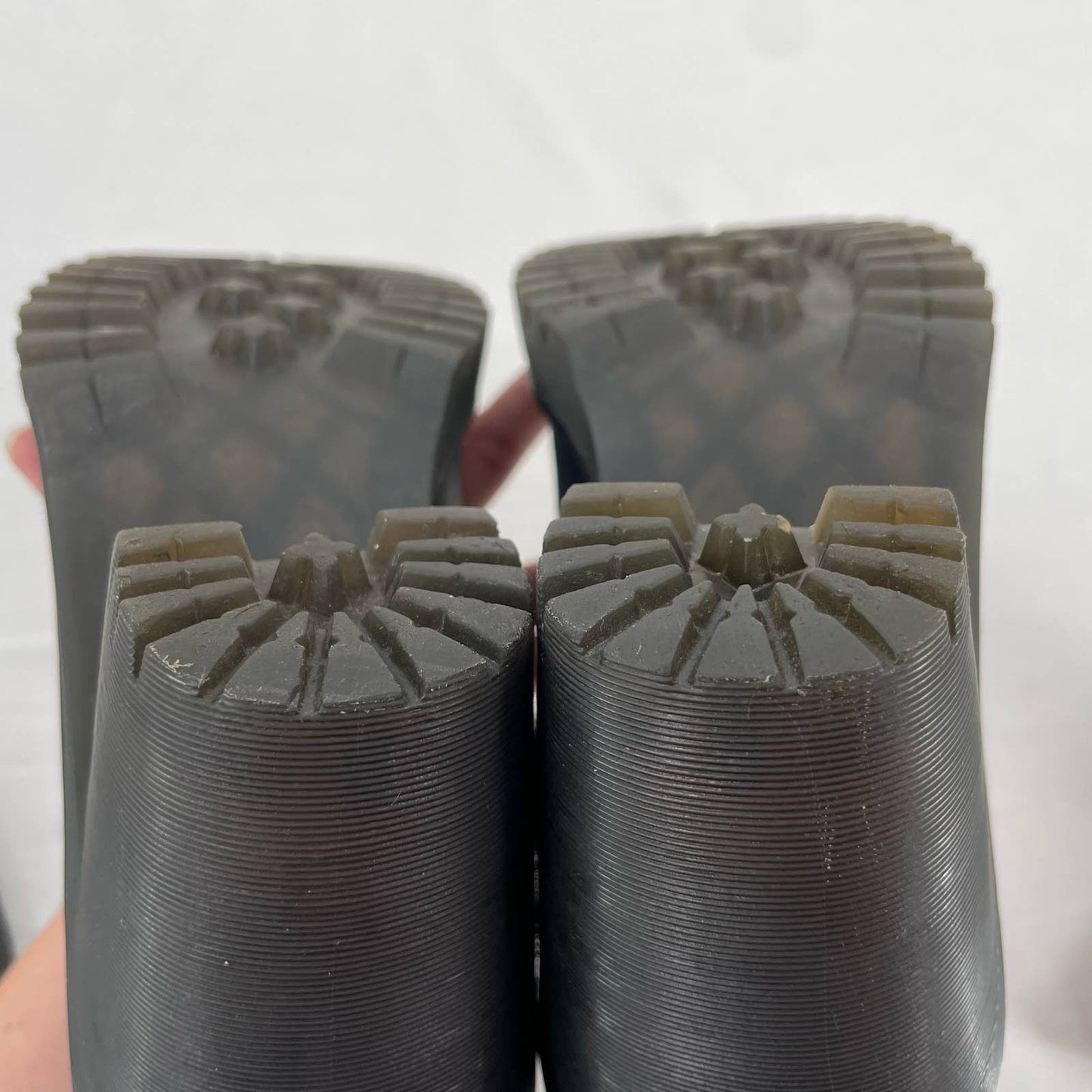 Dr. Martens Magdalena Black Blackout Monochromatic Leather Heeled Ankle Boots Size 7