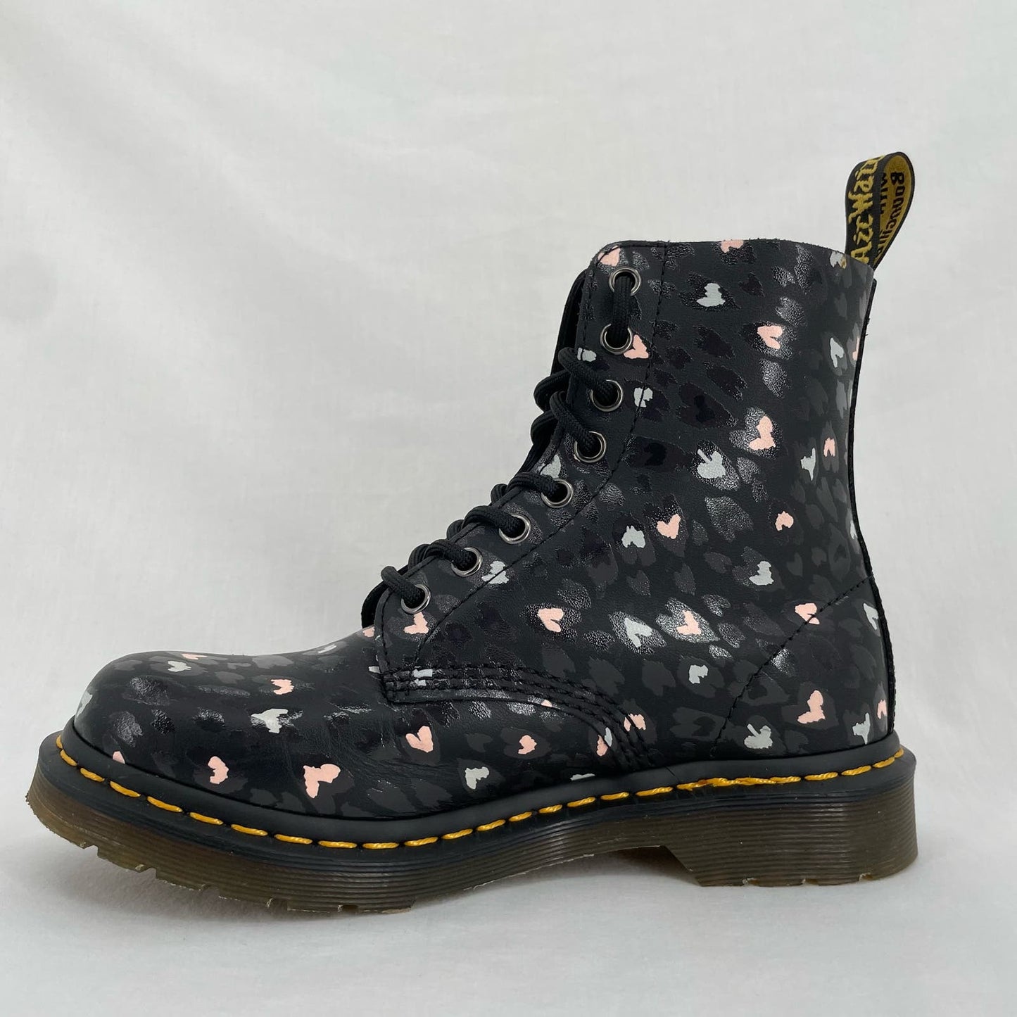 Dr. Martens 1460 Pascal Wild Hearts Printed Black Boots Custom Chaos Backhand Size 7