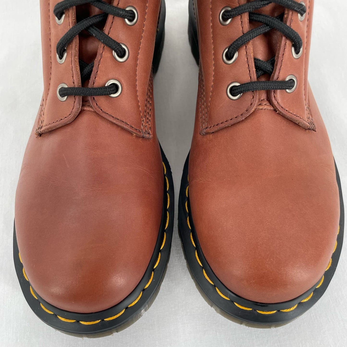 Dr. Martens Serena 1460 Tan Faux Fur Lined Boots Laced Winter Farrier Chalet Size 10