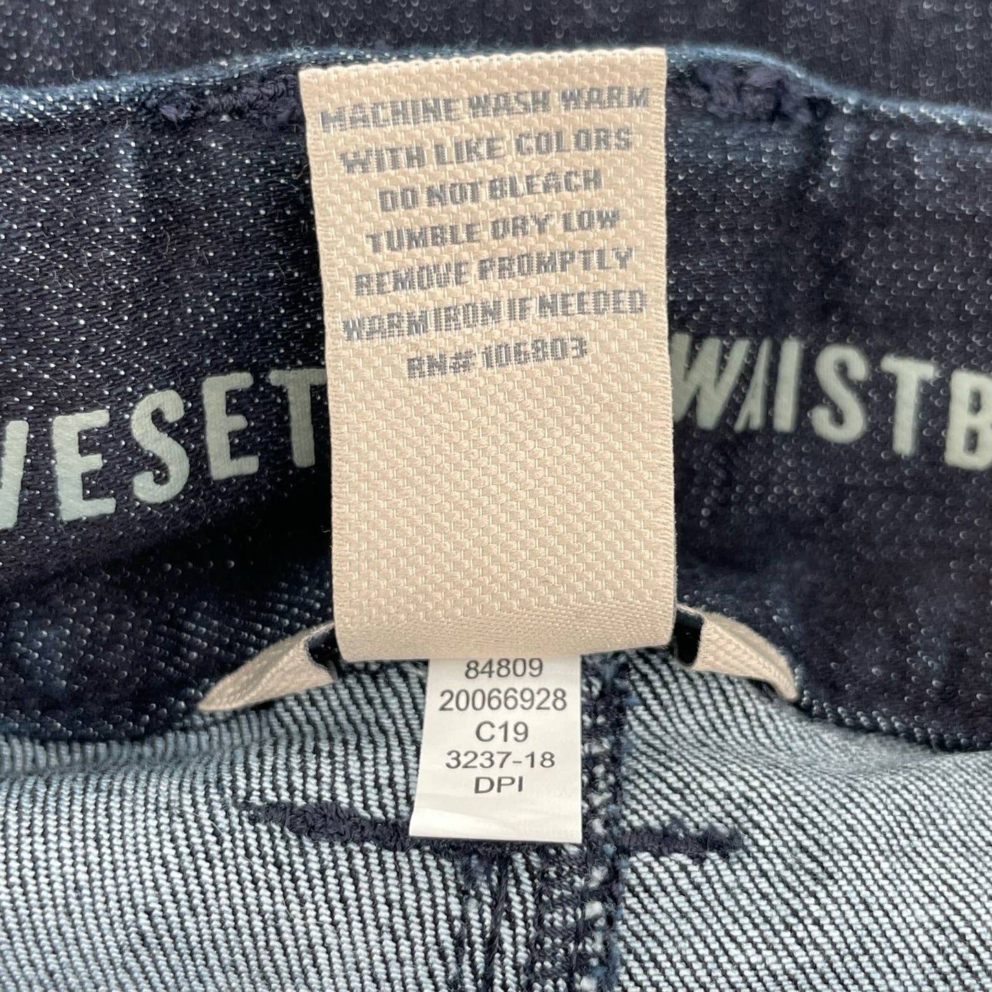 Duluth Trading Work Jeans Double Flex Double-Chapped Bootcut Dark Blue Size 6/31