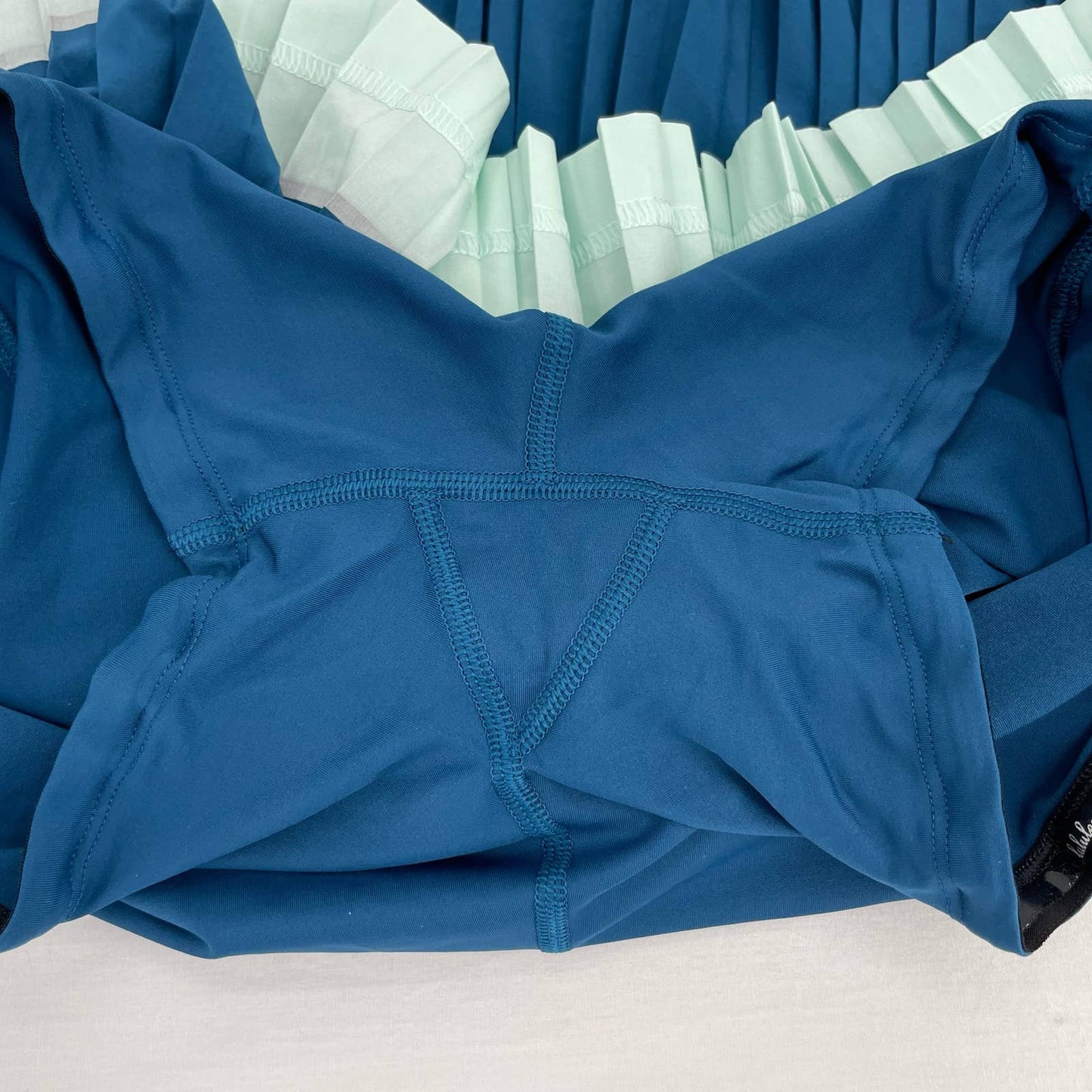 Lululemon Pleat to Street II Blue Aqua Poseidon Sea Mist Skirt Skort Ballerina Size 6
