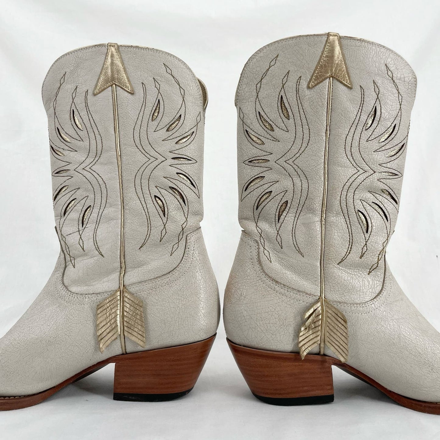 Lucchese x Kacey Musgraves Golden Arrow White Leather Cowboy Boots RARE Size 9.5
