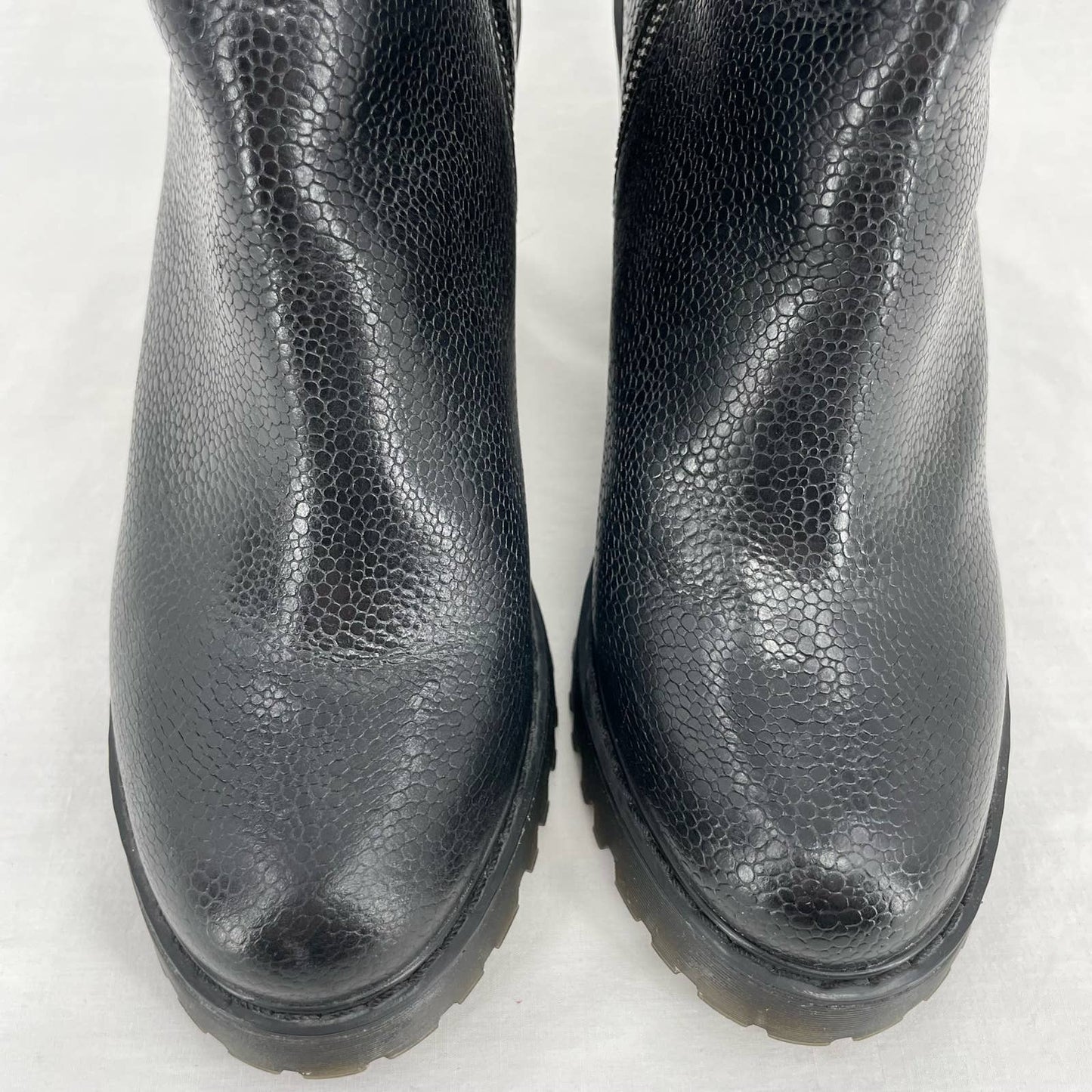 Dr. Martens Magdalena Fur Lined Black Witchy Grunge Leather Heeled Ankle Boot 10
