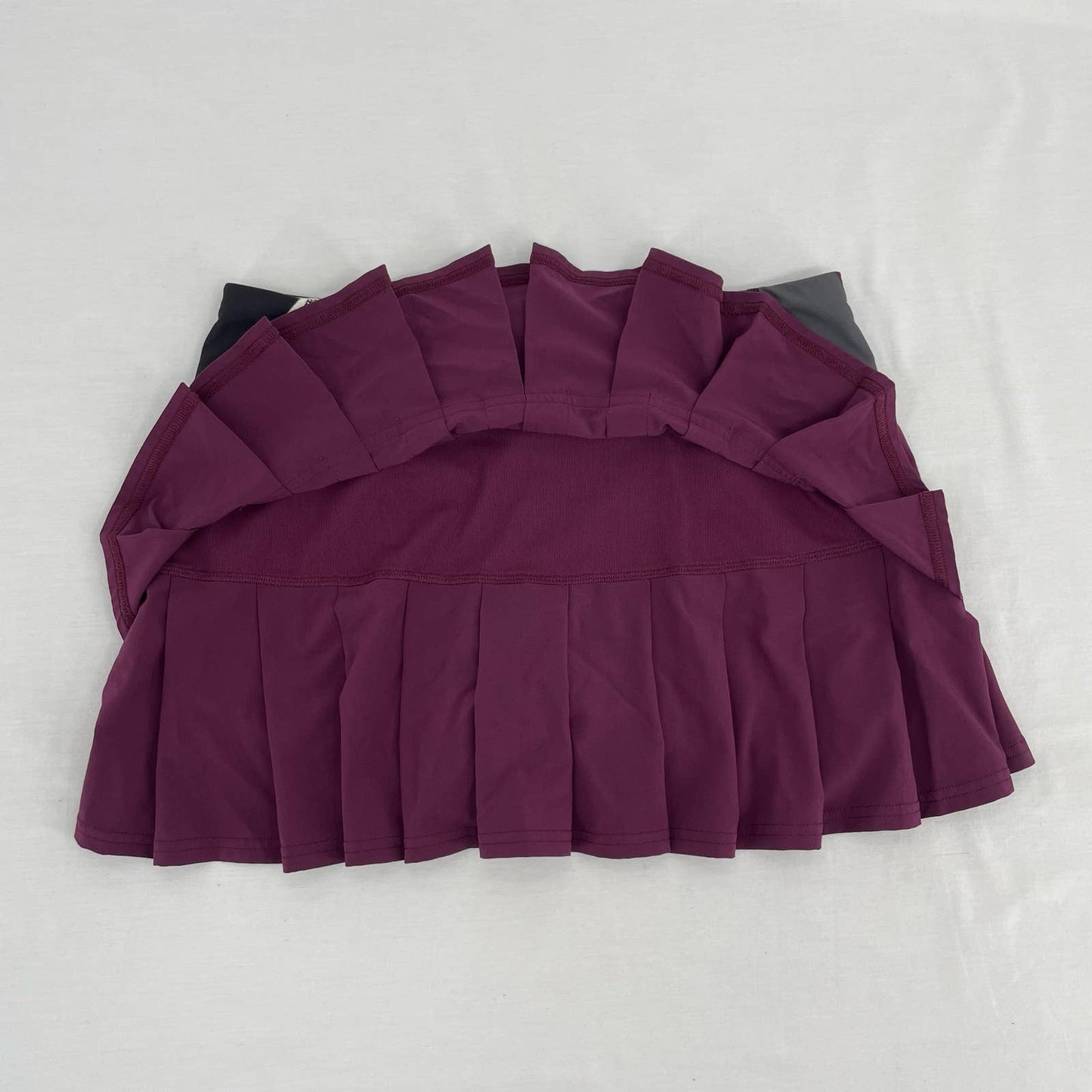 Lululemon Pace Setter Plum Pow Stripe Active Skort Tennis Skirt Golf Running Size 6
