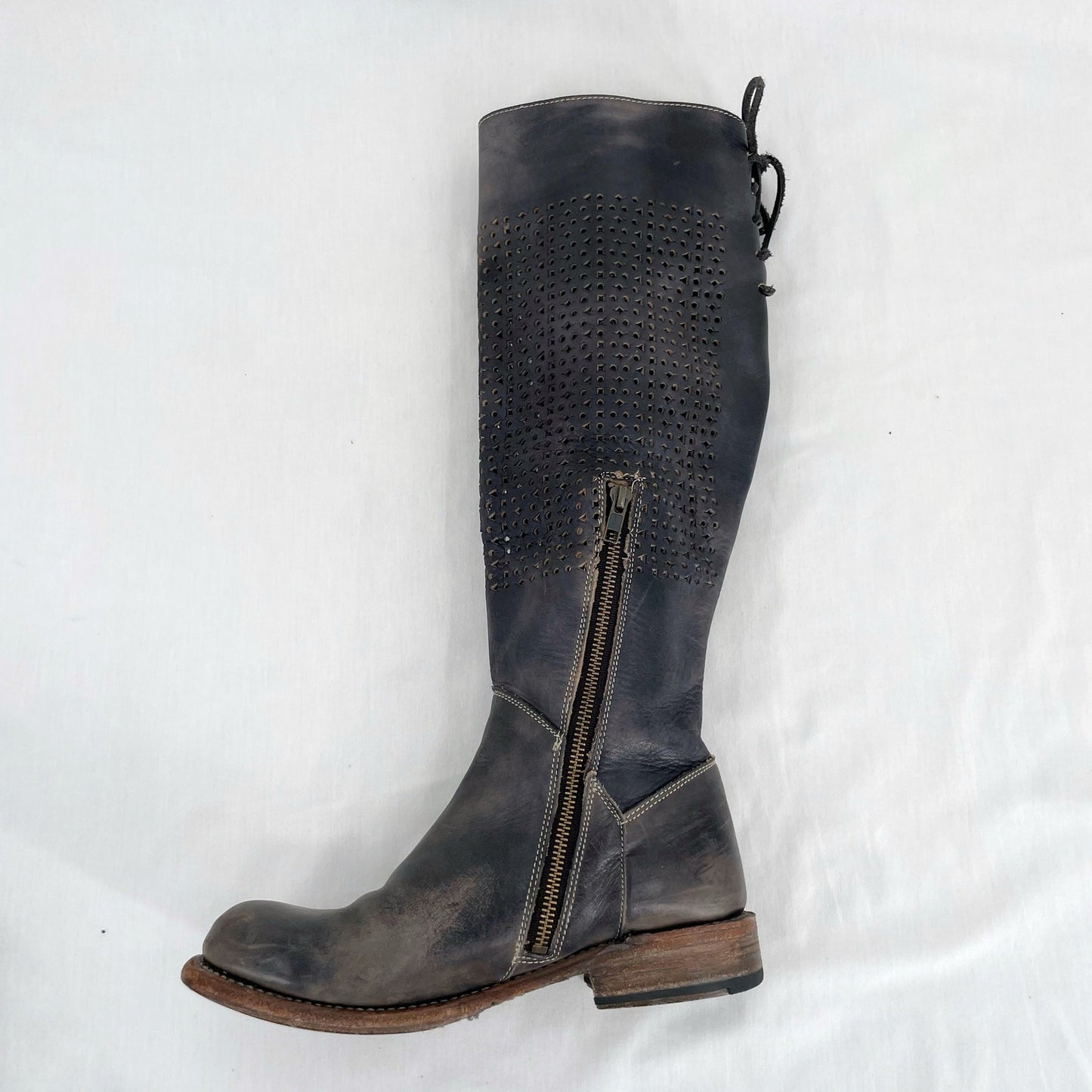 Bed|Stu Cambridge Boots Black Gray Cutout Perforated Tall Boho Shoes Size 7.5