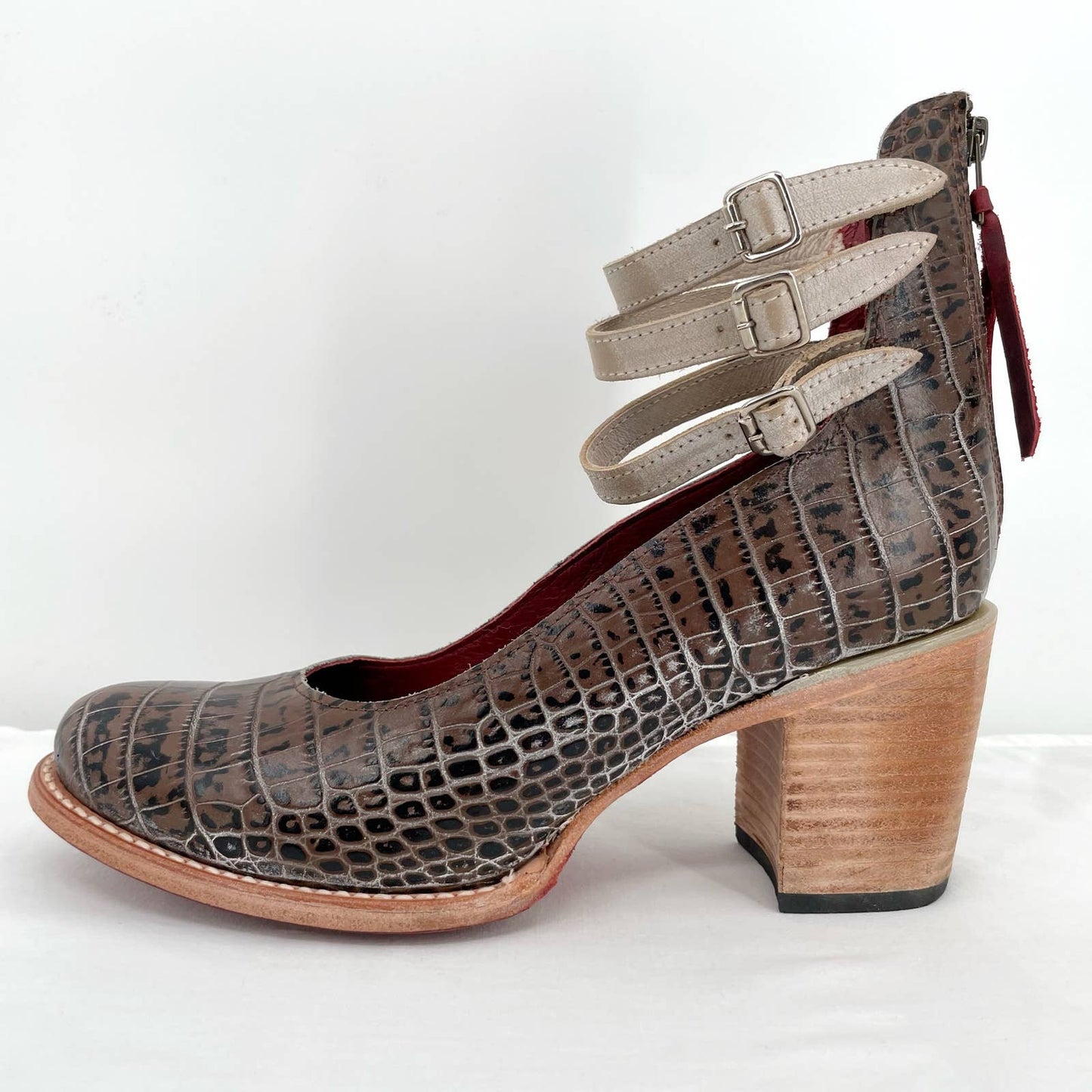 Freebird by Steven Randi Stone Croco Strappy Heels Buckles Chunky Block Heel Size 12