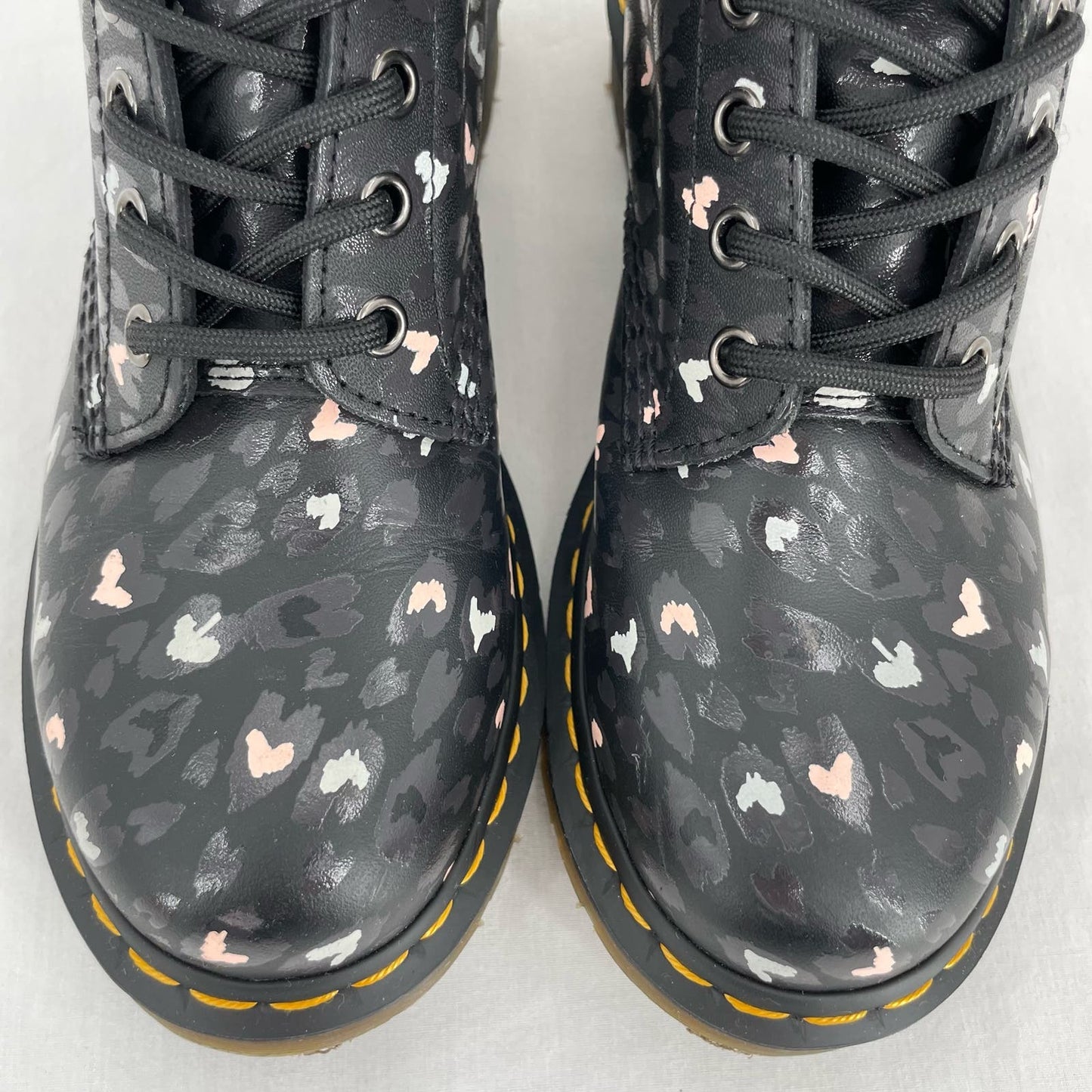 Dr. Martens 1460 Pascal Wild Hearts Printed Black Boots Custom Chaos Backhand Size 7