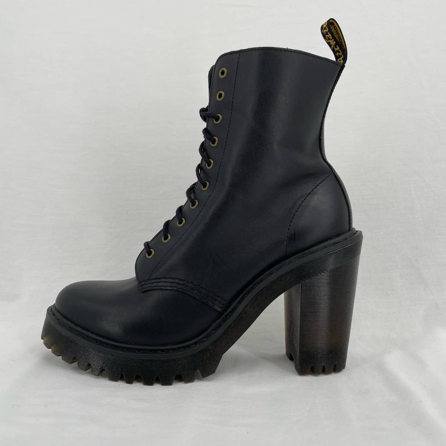 Dr. Martens Kendra Black High Heels Smooth Leather Lace Up Witchy Heeled Boots Size 9