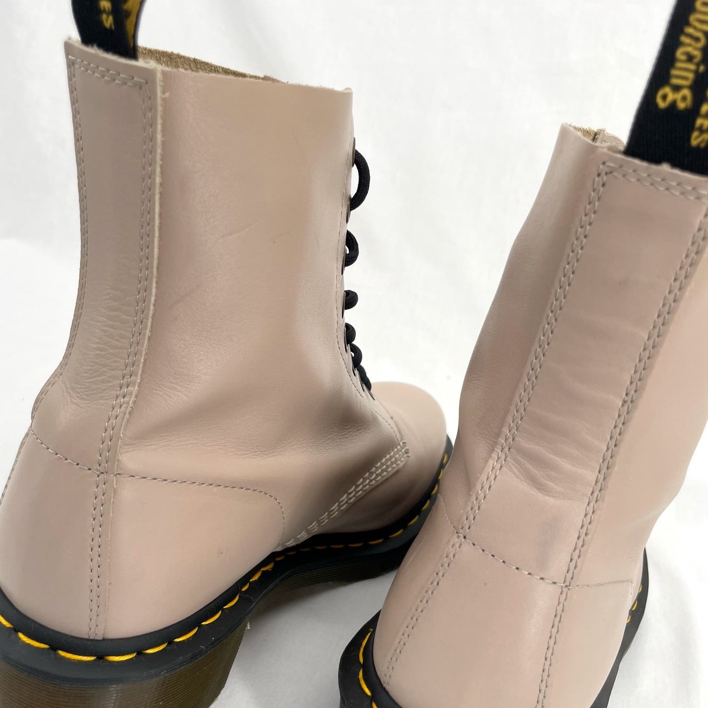 Dr. Martens Clemency Boots Natural Leather Heeled Lace Up Neutral Tan Beige Size 10