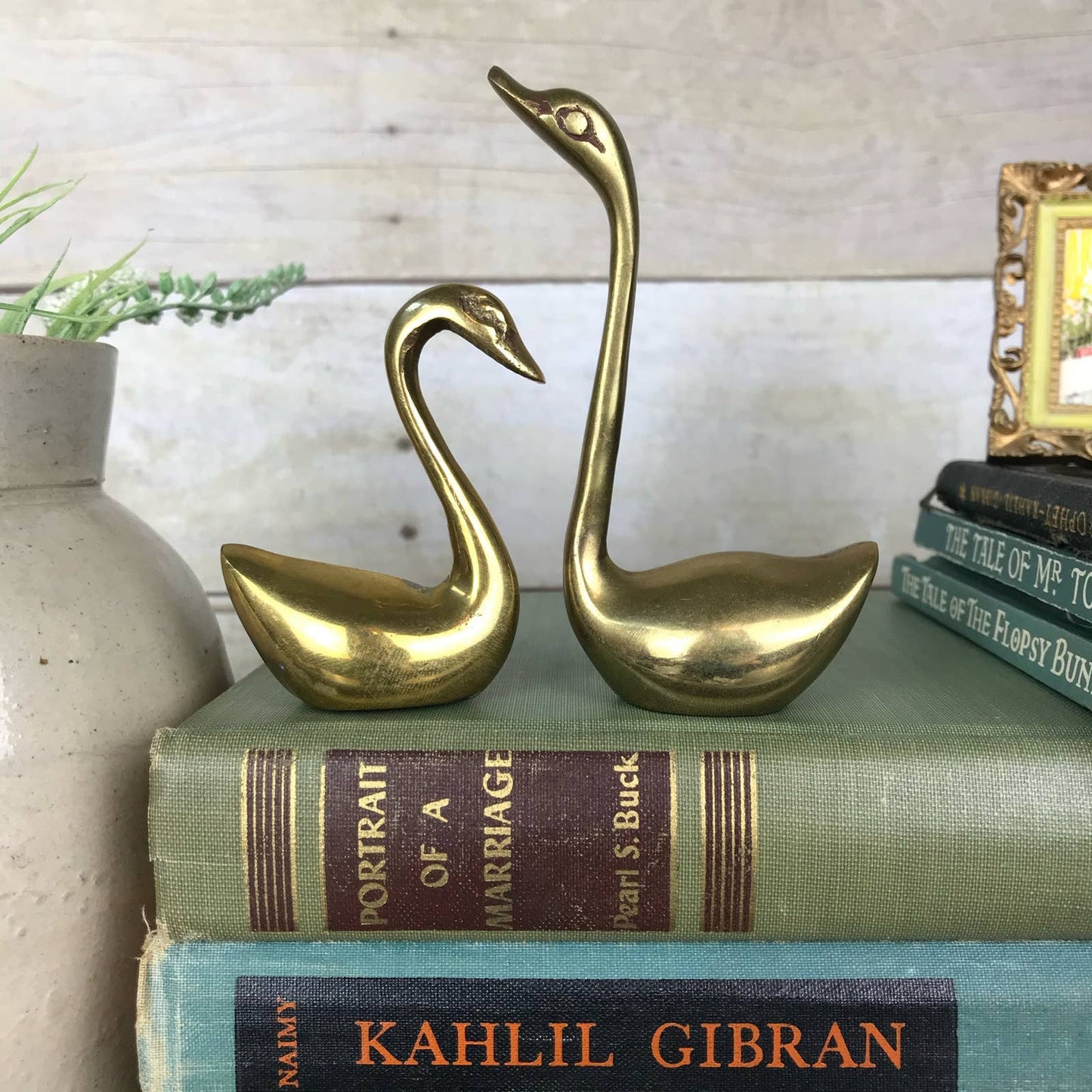 Vintage Brass Swan Pair Sleek Mid-Century Modern Home Decor Gold Birds Set of 2