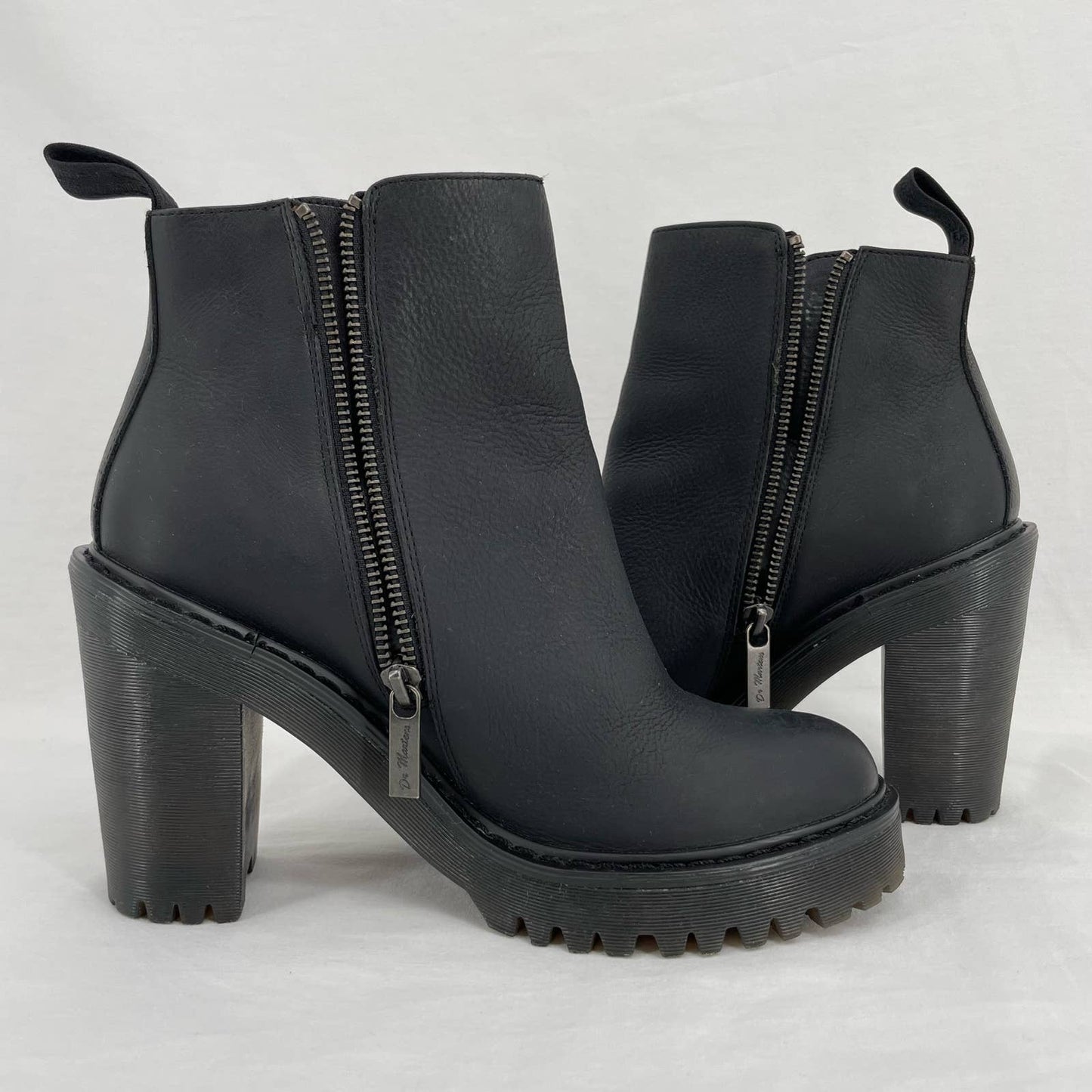 Dr. Martens Magdalena Black Blackout Monochromatic Leather Heeled Ankle Boots Size 7