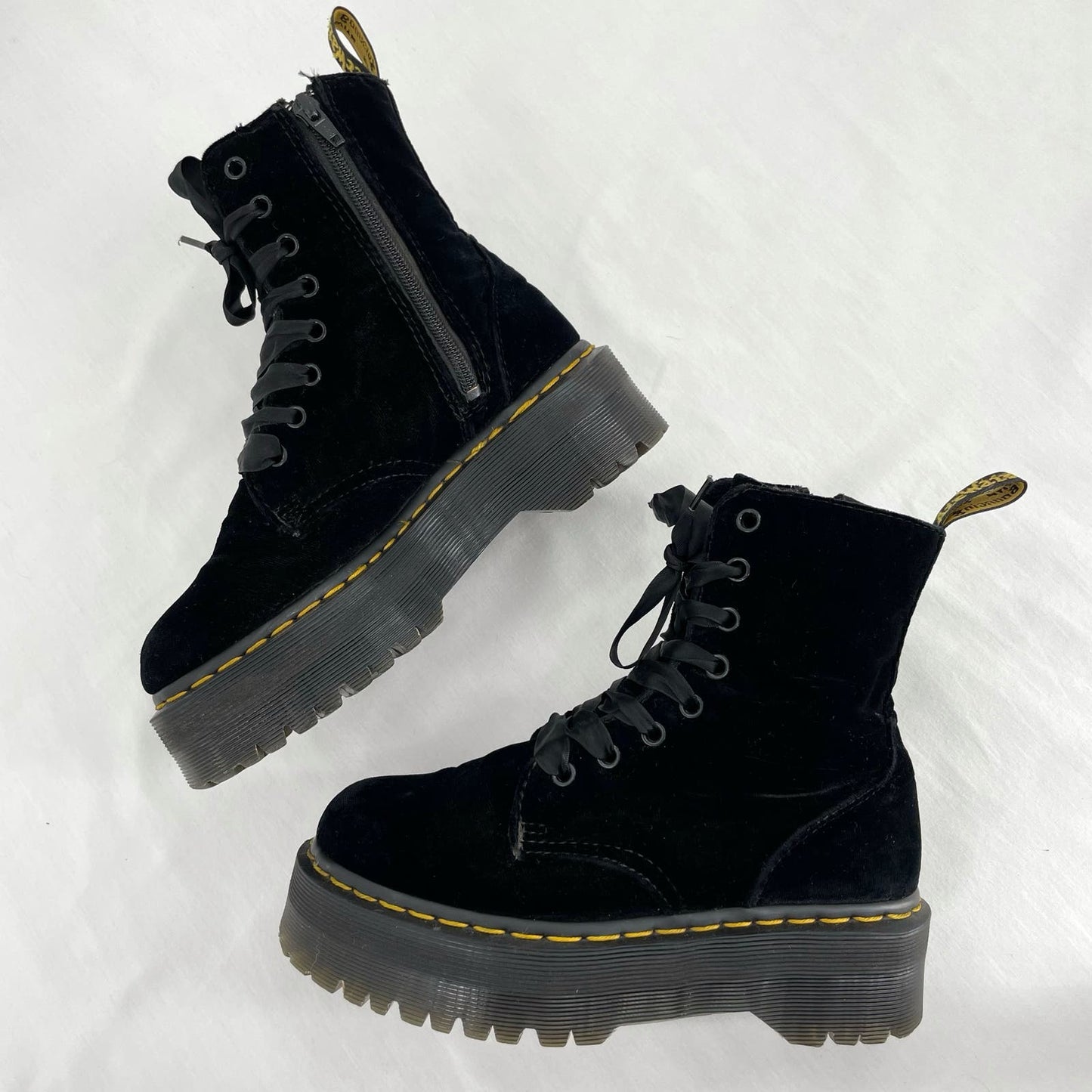 Dr. Martens Jadon Black Brushed Velvet Platform Ribbon Lace Zip Goth Boots Size US 5