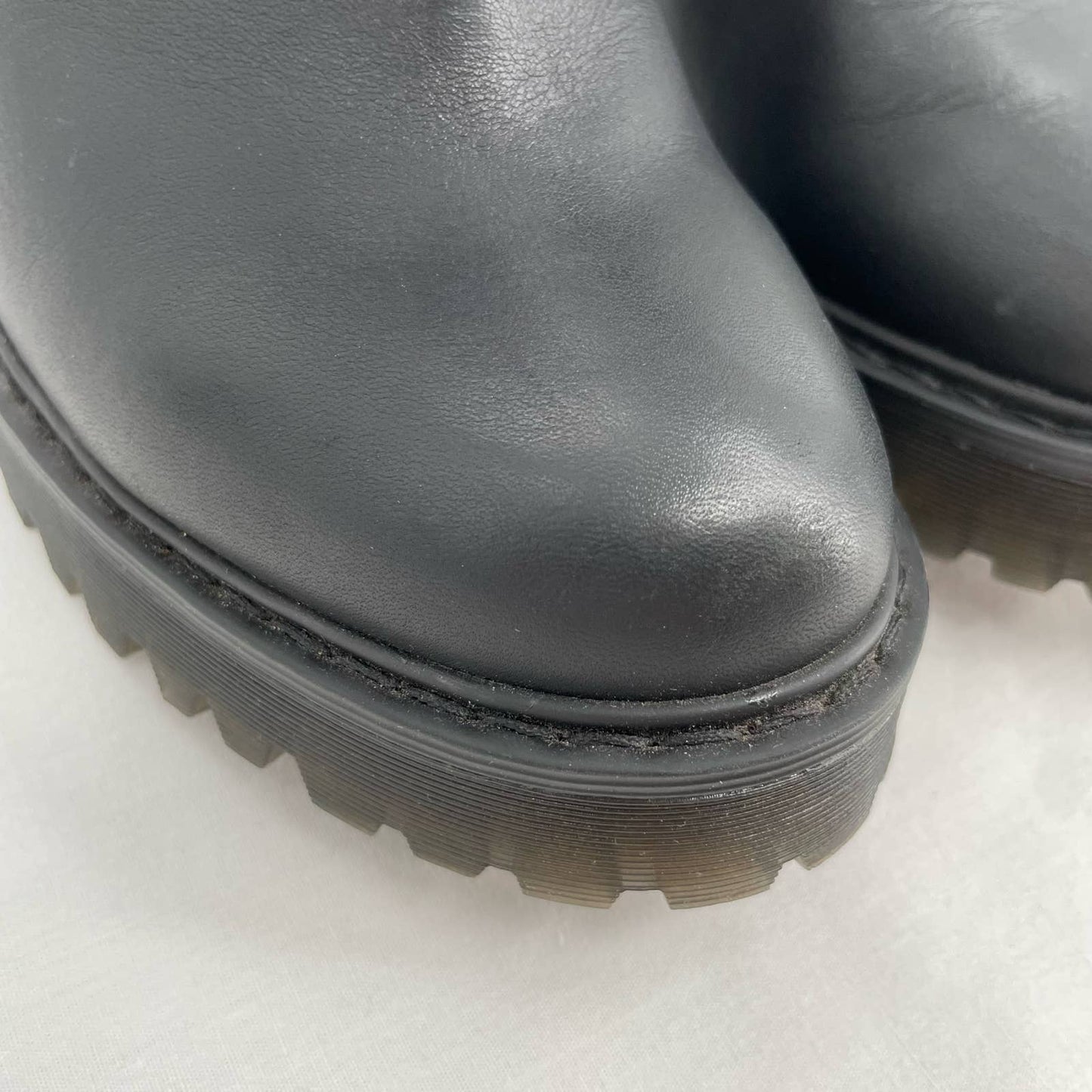 Dr. Martens Magdalena II Black Heeled Boots Zippers Lug Sole Chunky Heel Size 9
