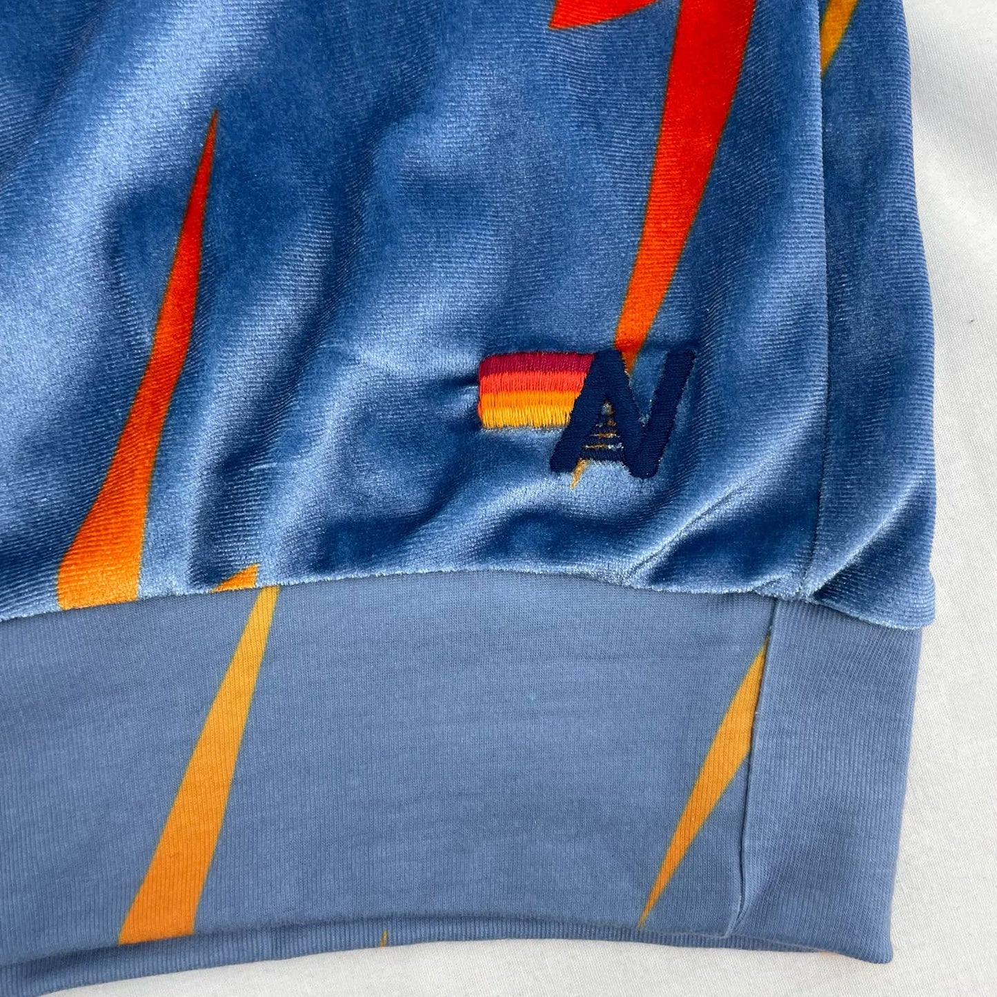 Aviator Nation Blue Velvet Bolt Repeat Crew Sweatshirt Pullover Velour Lightning Size L