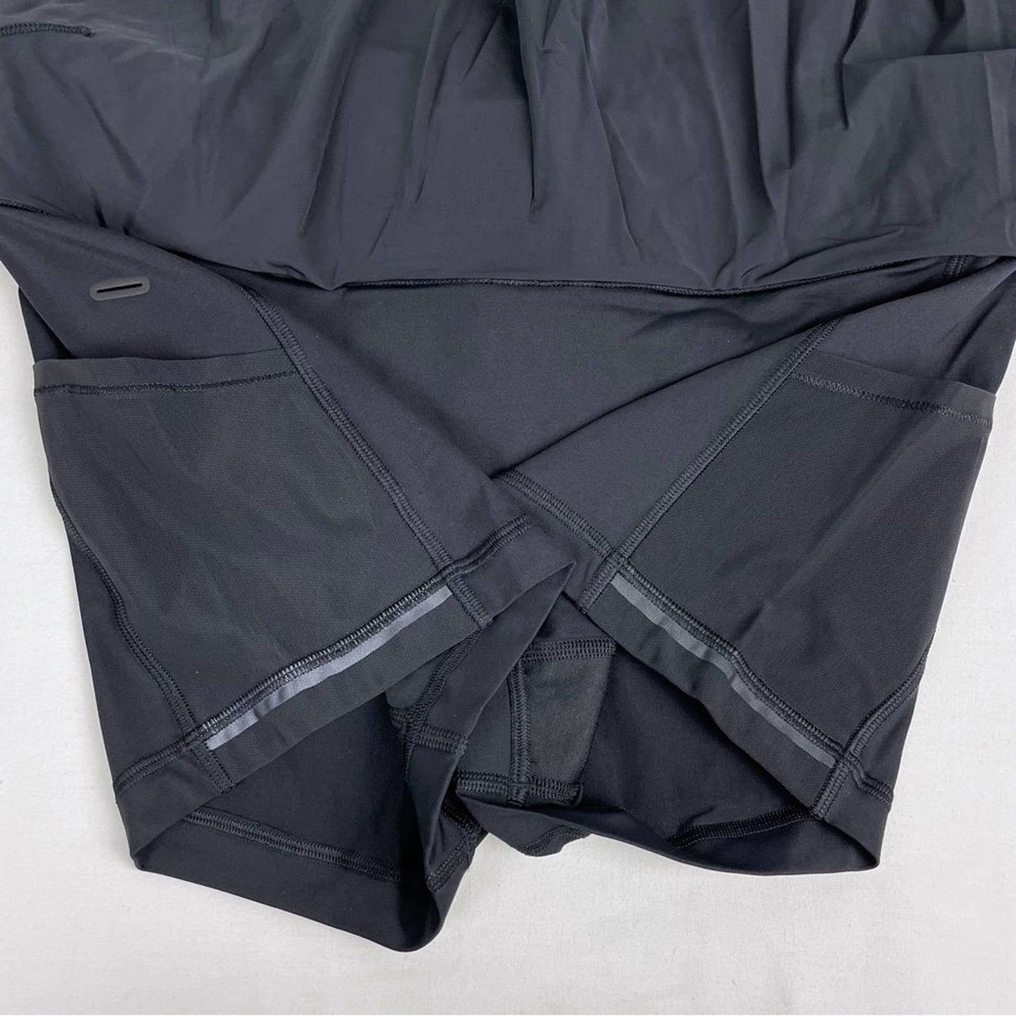 NEW Lululemon Quick Pace Black Lightweight Running Athletic Active Skirt Skort Size 10