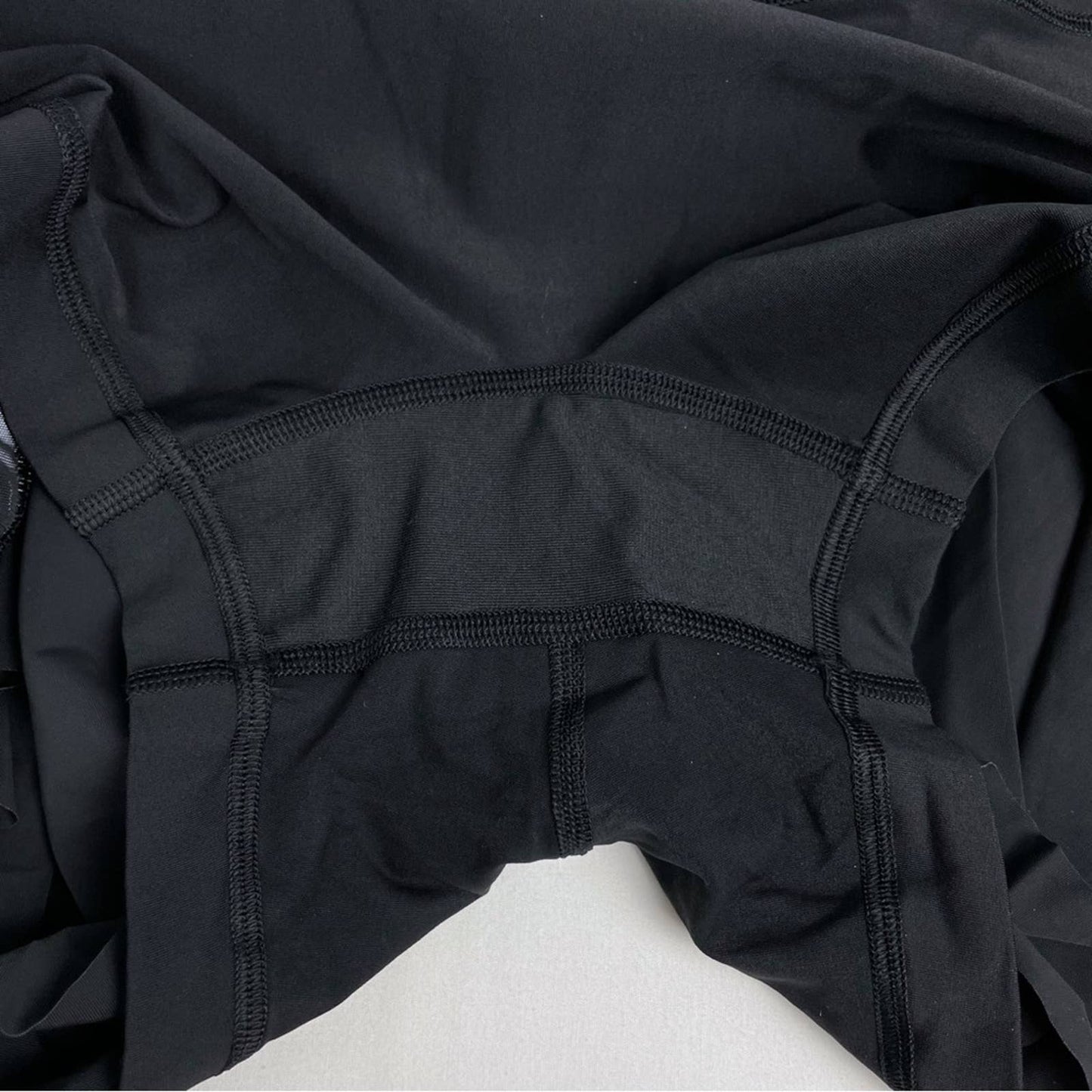 NEW Lululemon Quick Pace Black Lightweight Running Athletic Active Skirt Skort Size 10