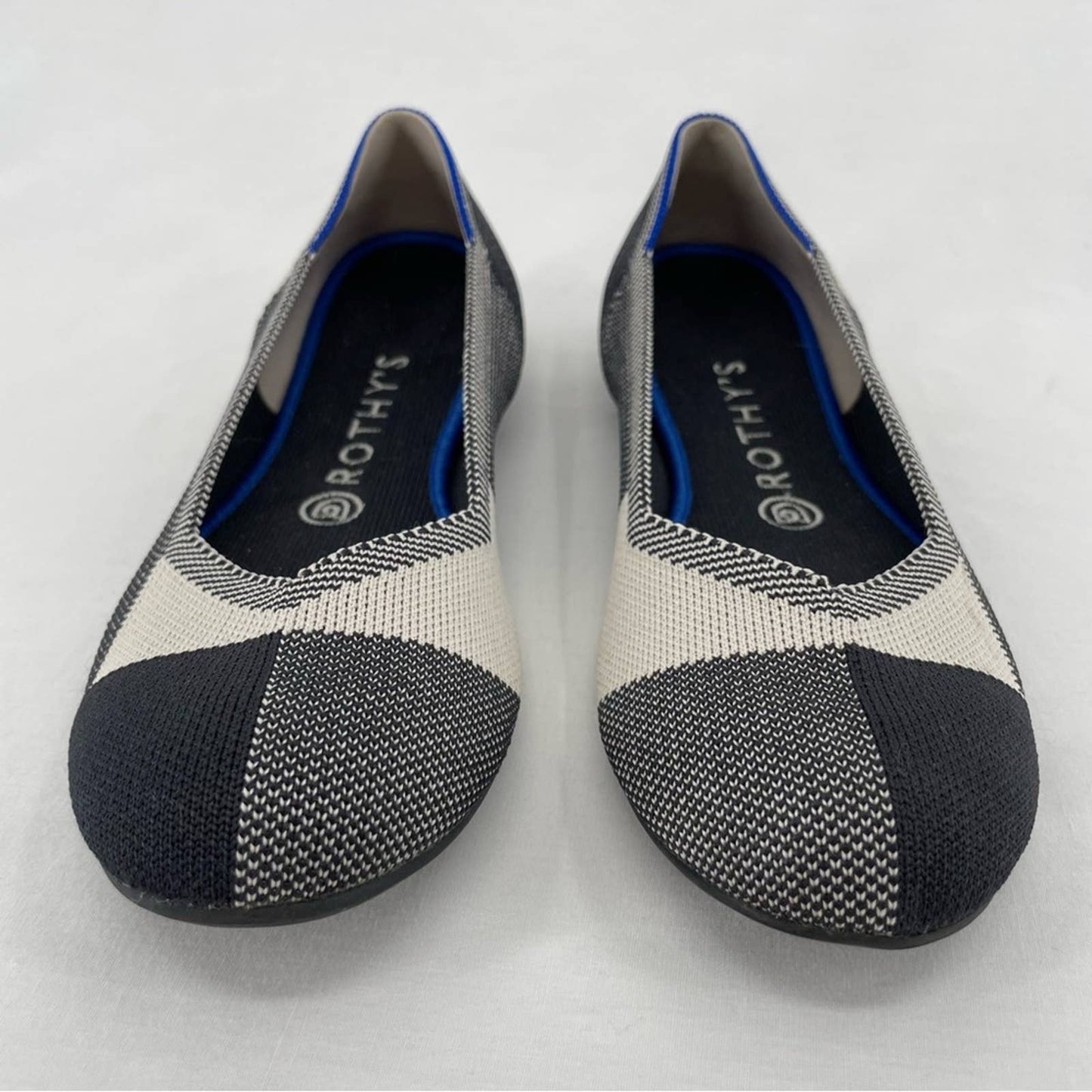 Rothy’s The Flat Captoe Black White Round Toe Shoes Balletcore Neutral Flats Size 8.5