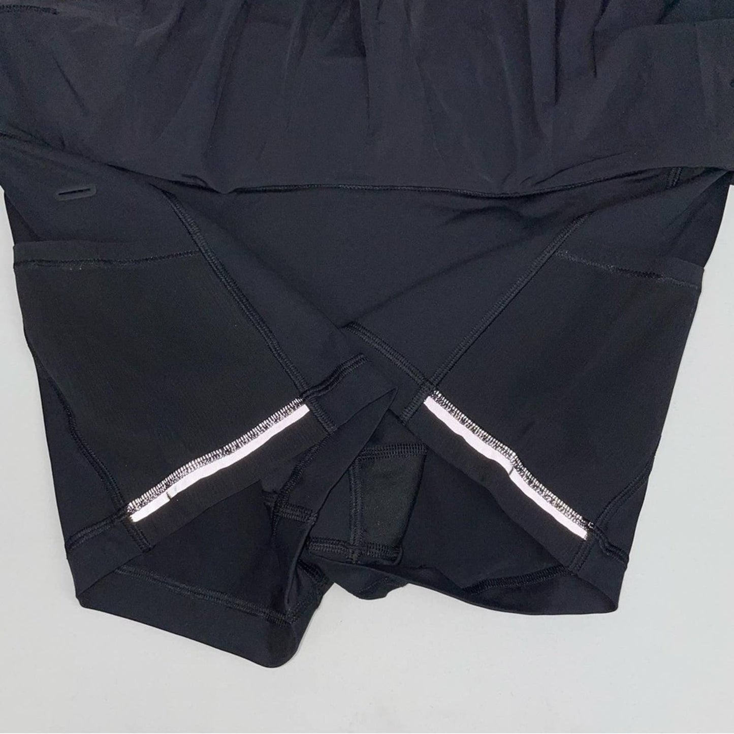 NEW Lululemon Quick Pace Black Lightweight Running Athletic Active Skirt Skort Size 10