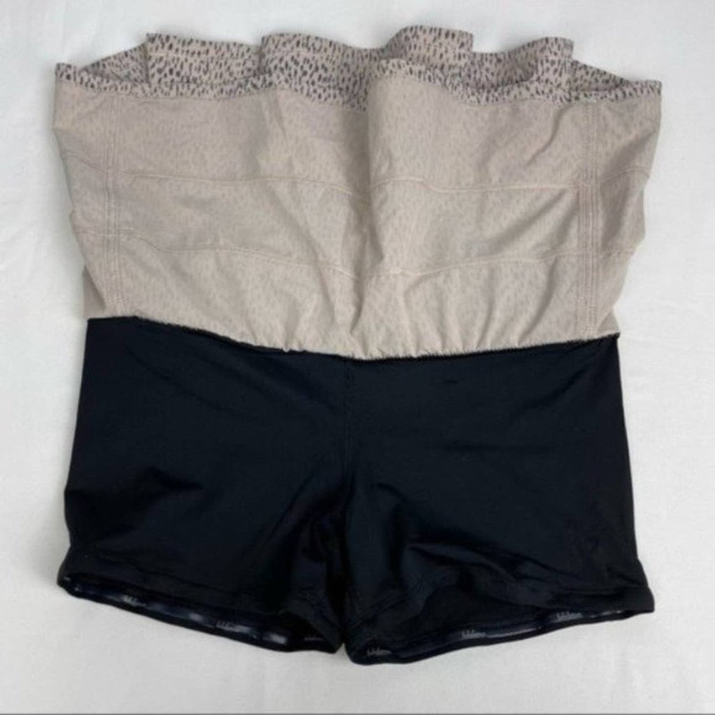 Lululemon Pace Rival Dottie Dash Grain Black Golf Tennis Skirt Skort Animal Size 6