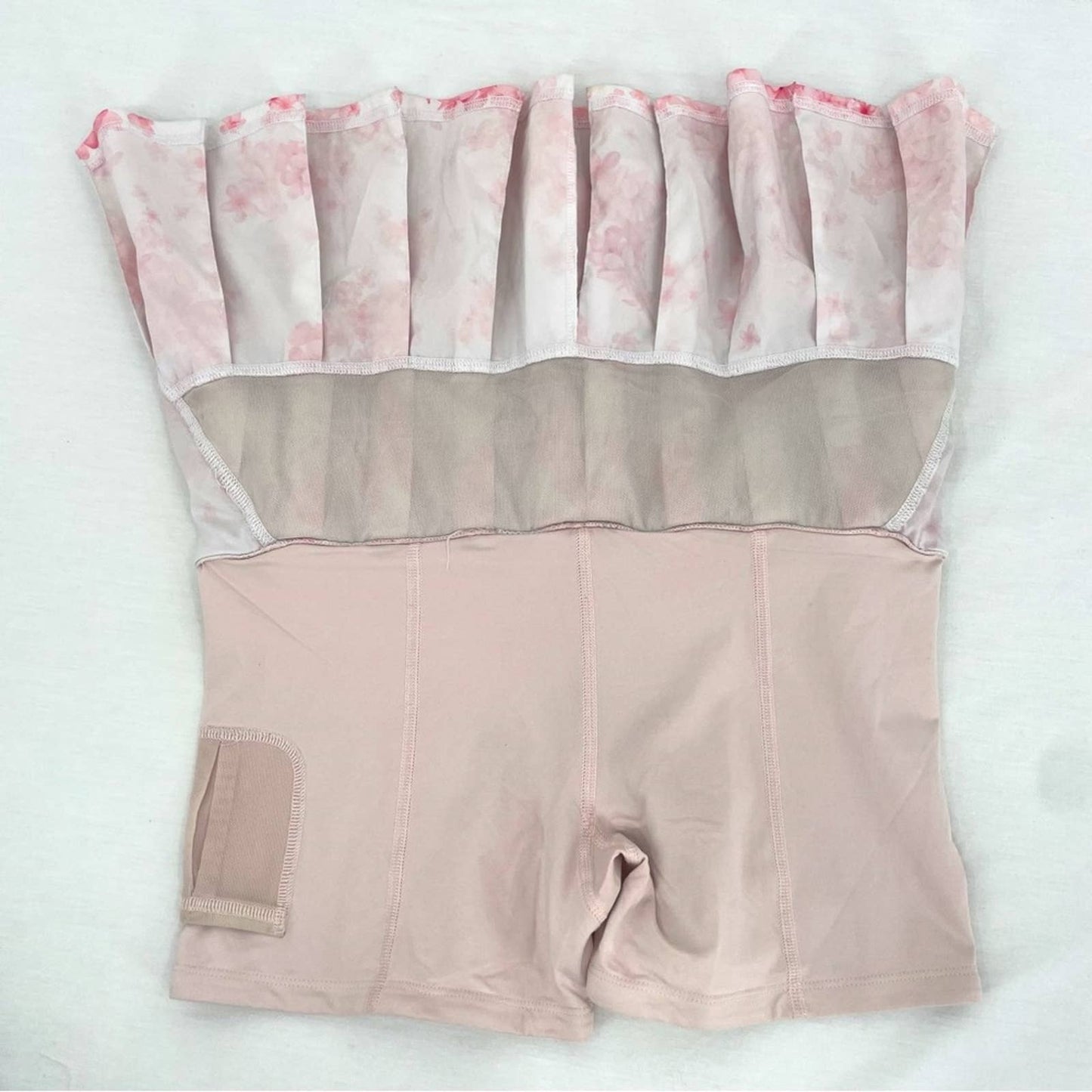 Lululemon Pace Setter Skirt Frangipani Parfait Pink White Golf Tennis Skort Size 4