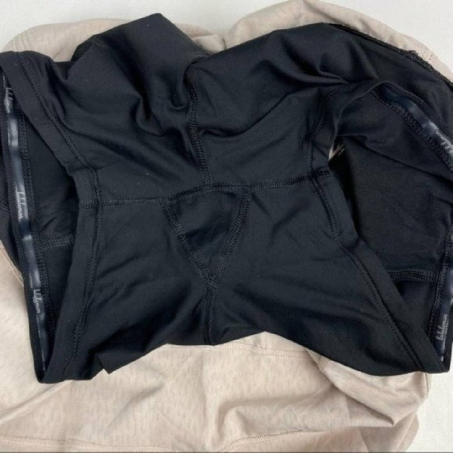 Lululemon Pace Rival Dottie Dash Grain Black Golf Tennis Skirt Skort Animal Size 6