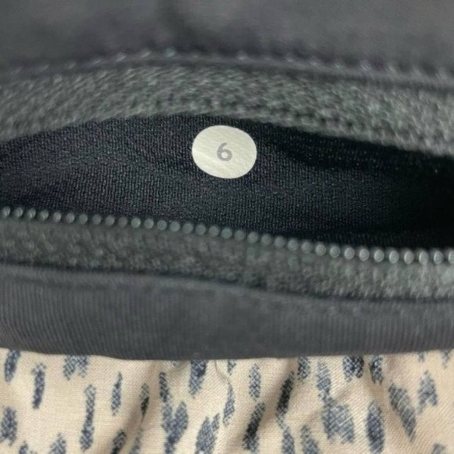 Lululemon Pace Rival Dottie Dash Grain Black Golf Tennis Skirt Skort Animal Size 6