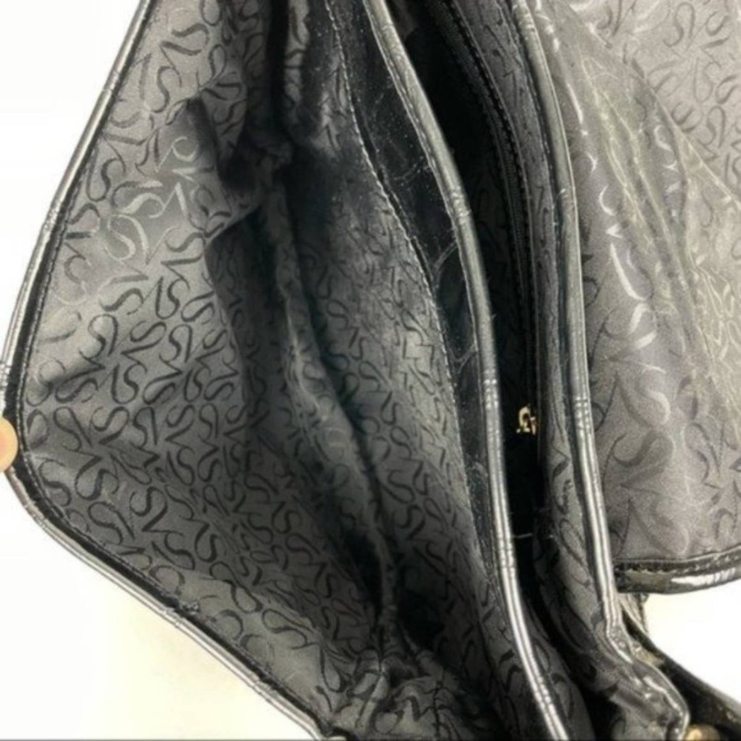 Simply Vera Wang Black Crocodile Texture Faux Leather Foldover Handbag Purse