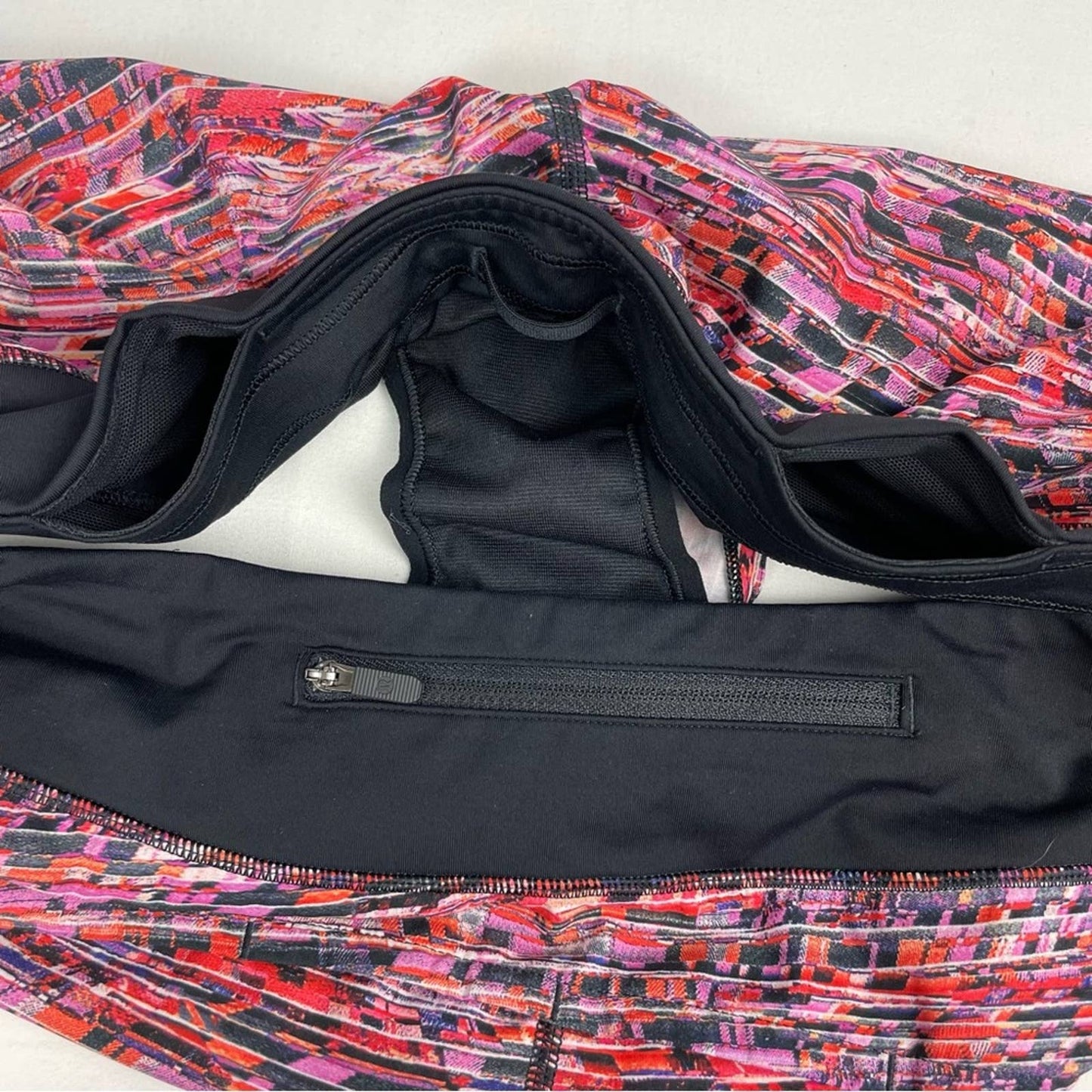 Lululemon Speed Up Short Flash Pleat Orange Multi Black Striped Running Shorts Size 10