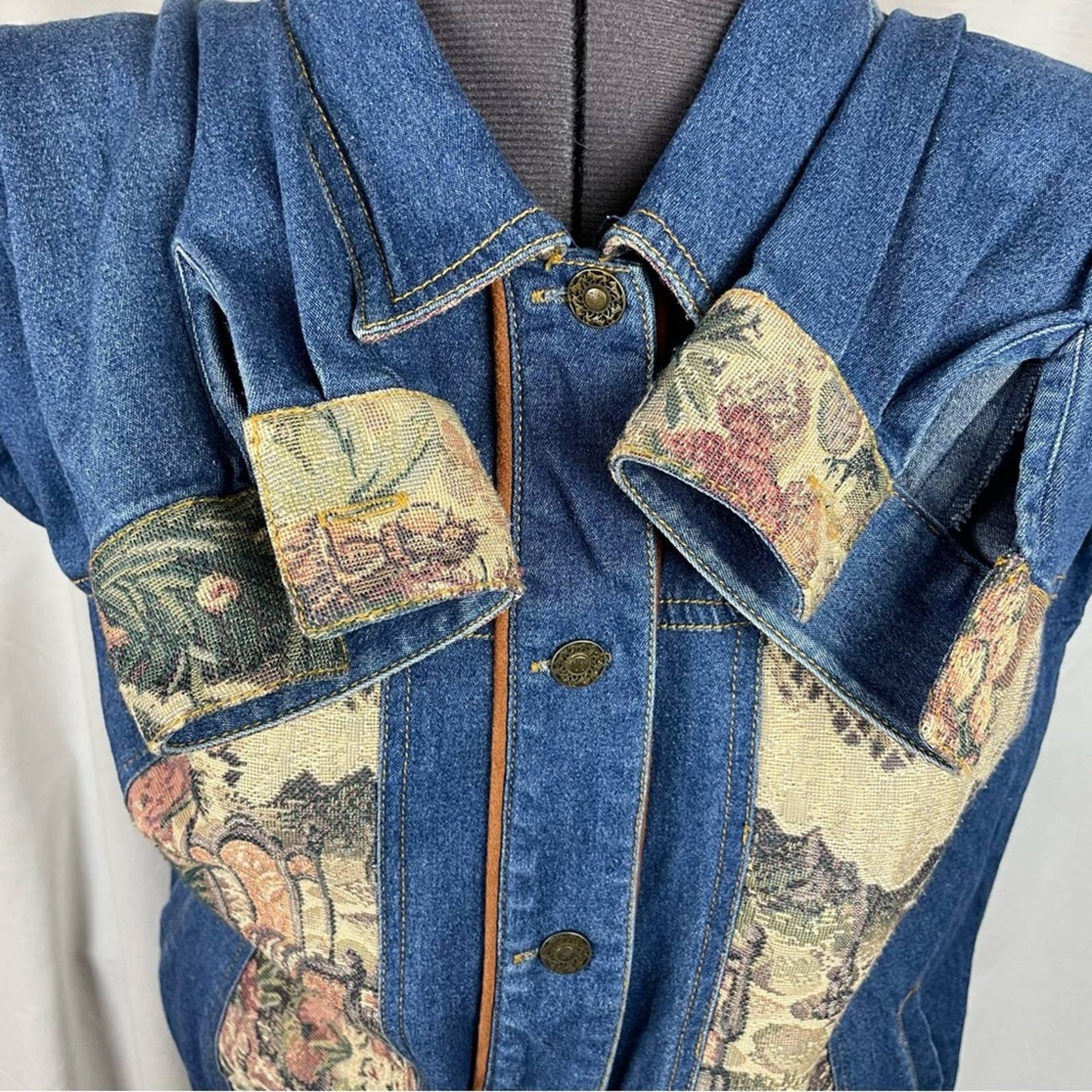 Vintage Erin London Tapestry Garden Floral Chambray Denim Button Shacket Jacket Size L
