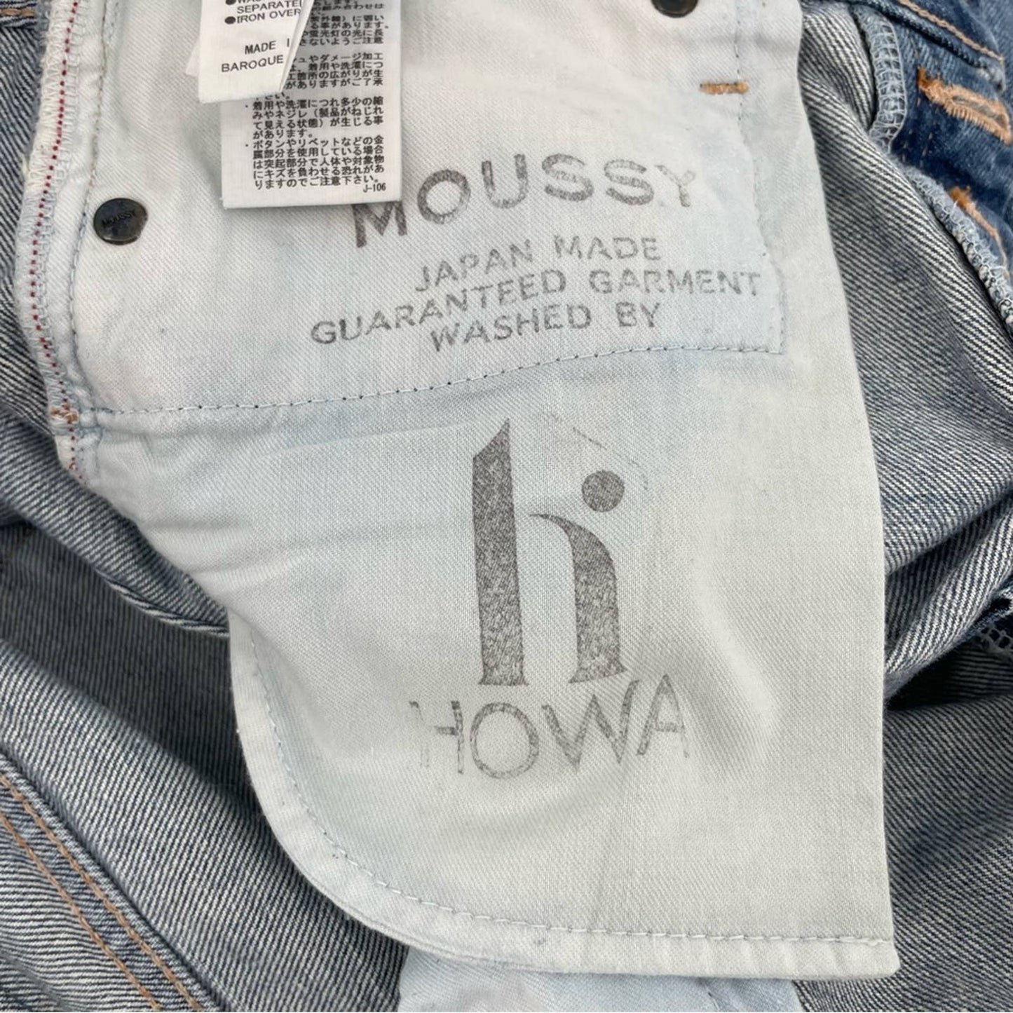 Moussy Aberdeen DIY Cutoff Jean Shorts Raw Hem Mid Wash Blue Distressed Style 0108AC11-5790-1 Size 29