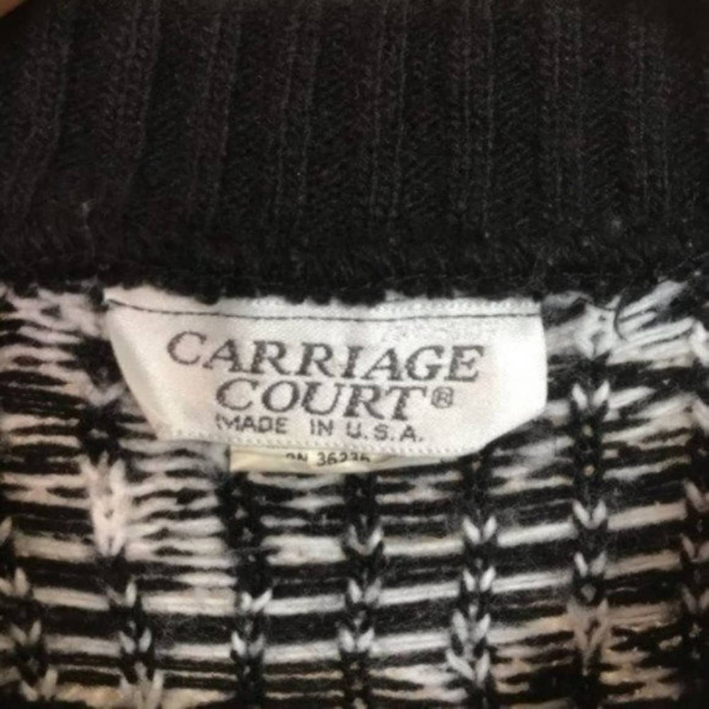 Vintage Carriage Court Black & White Retro Floral Panel Oversized Boxy Sweater Size L