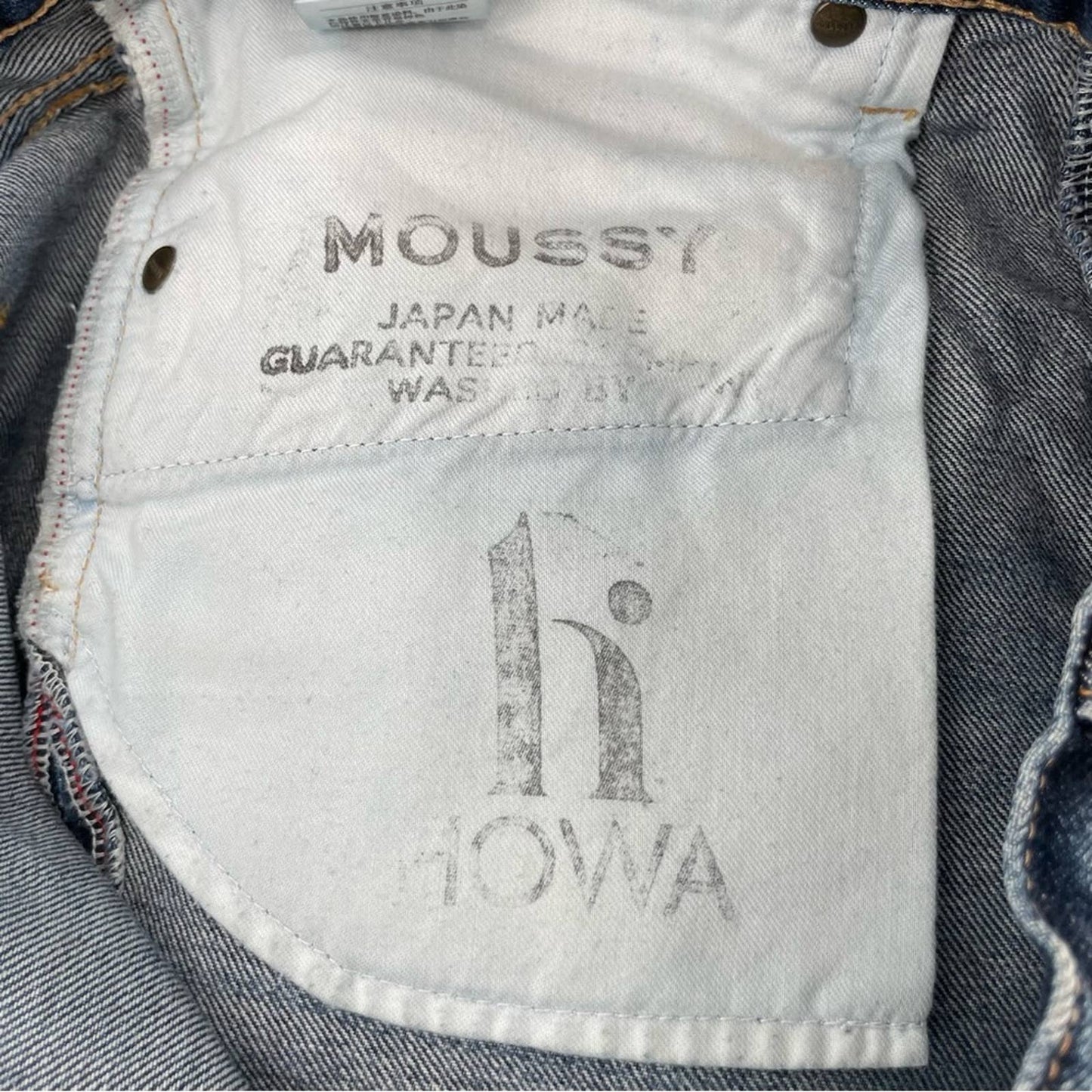 Moussy Denim Premium Distressed Mid Blue Jeans Rips Chewed Hems Style 010AAC11-2690 Size 29