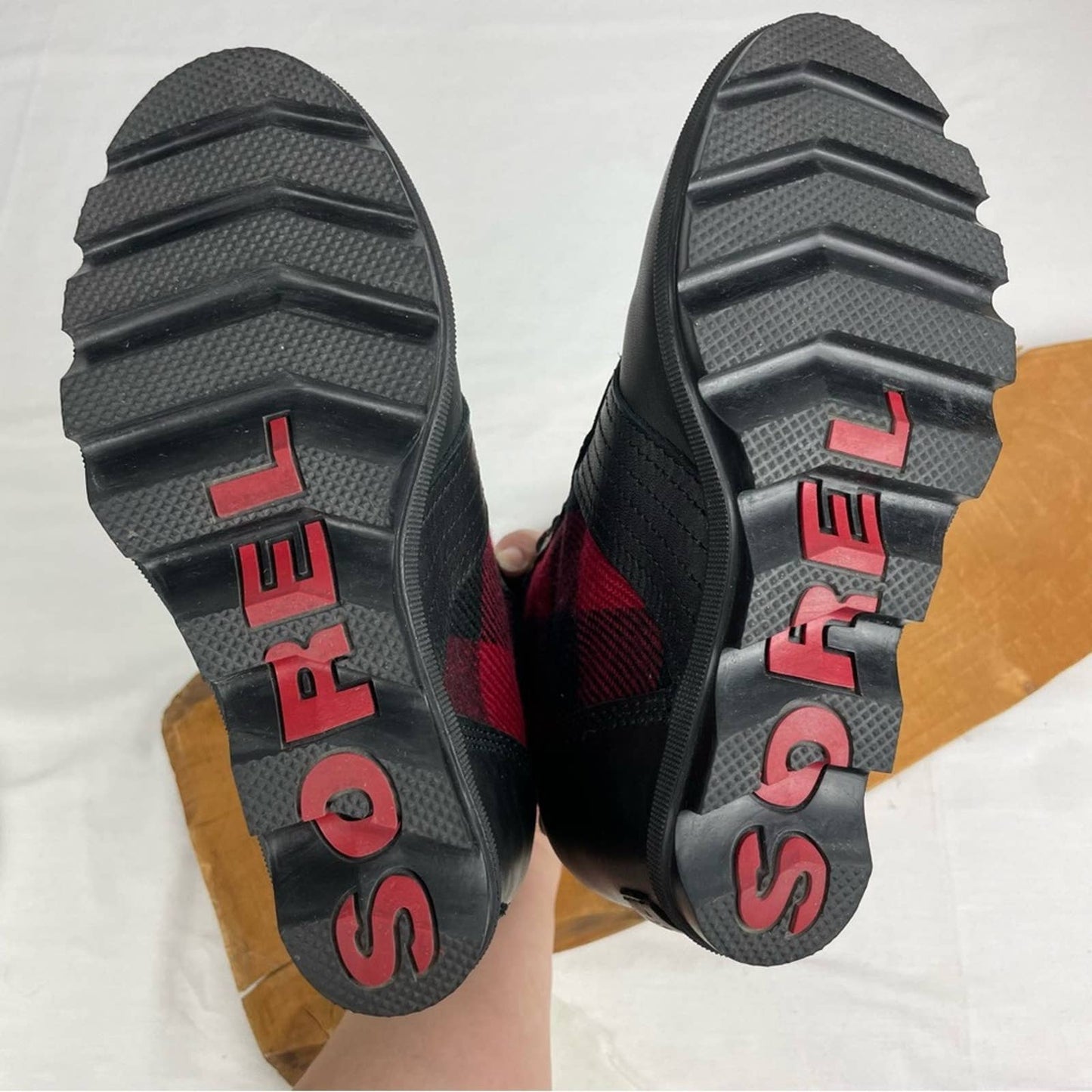 Sorel Lexie Wedge Ankle Bootie Red Black Buffalo Plaid Check Leather Trim Size 6