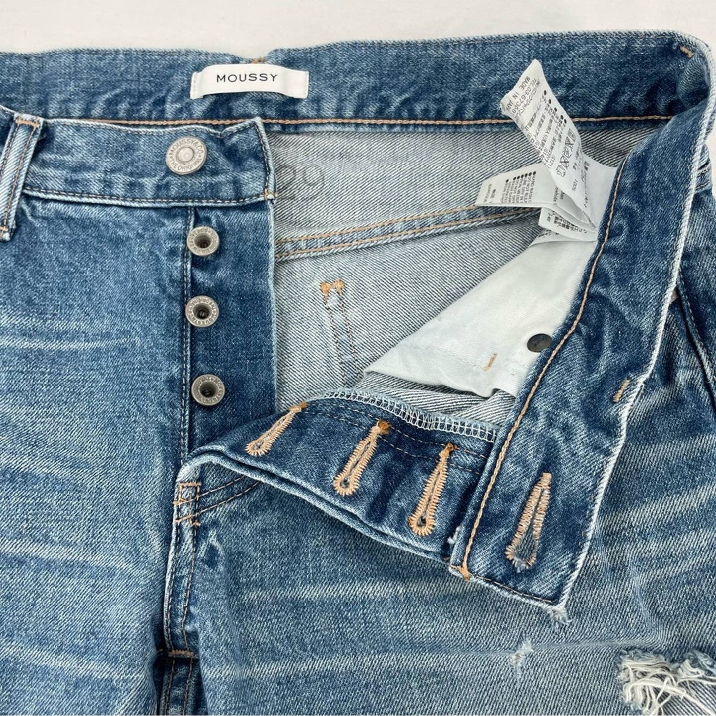Moussy Aberdeen DIY Cutoff Jean Shorts Raw Hem Mid Wash Blue Distressed Style 0108AC11-5790-1 Size 29