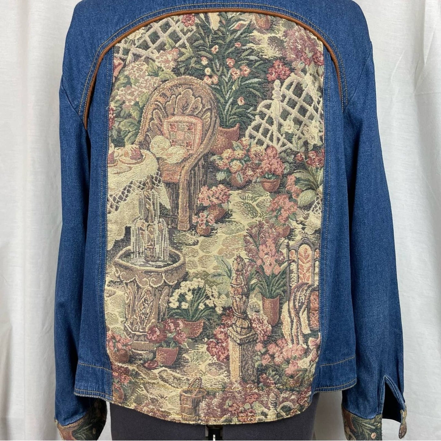 Vintage Erin London Tapestry Garden Floral Chambray Denim Button Shacket Jacket Size L